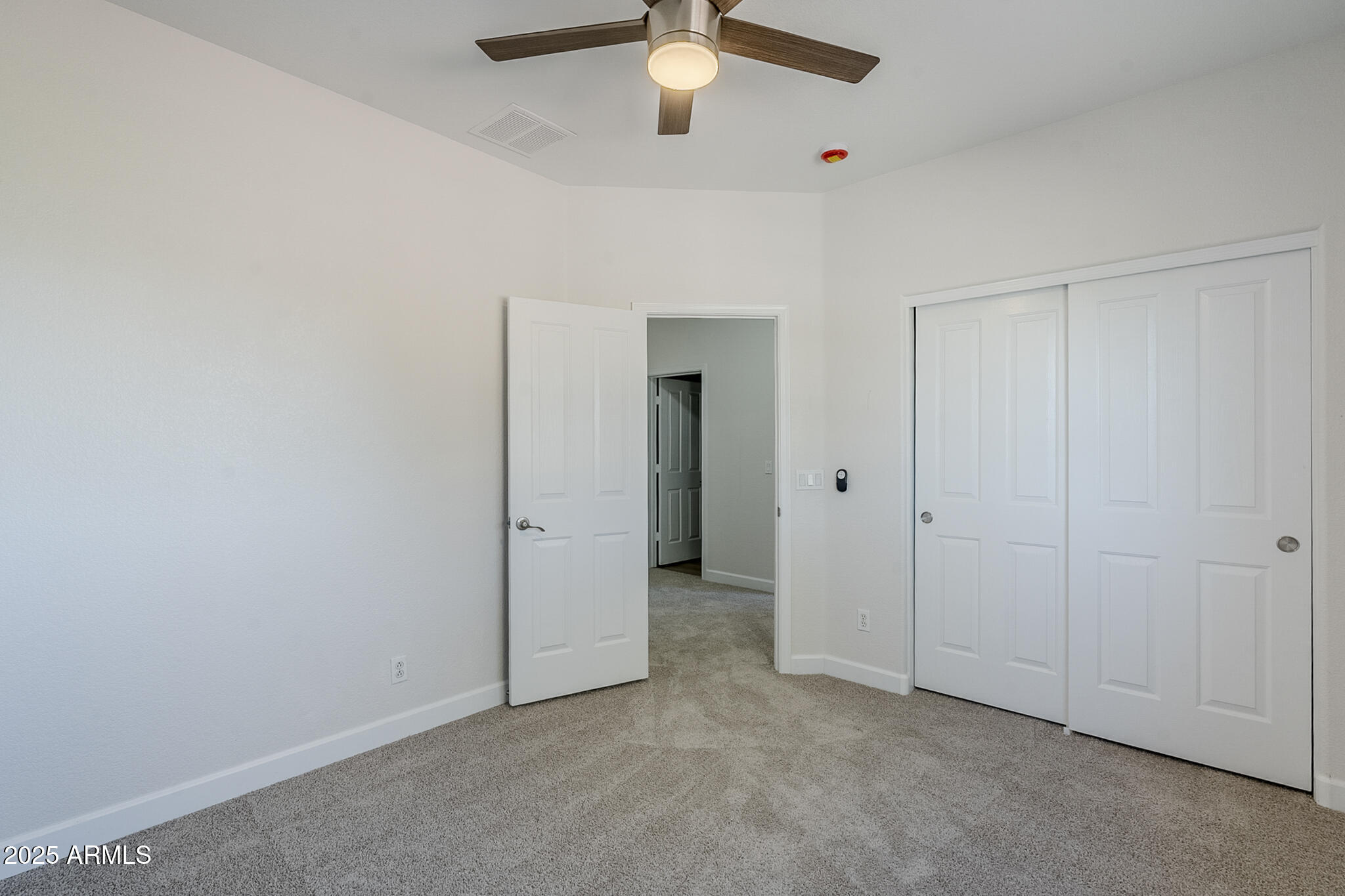 1273 E HAMPTON Lane