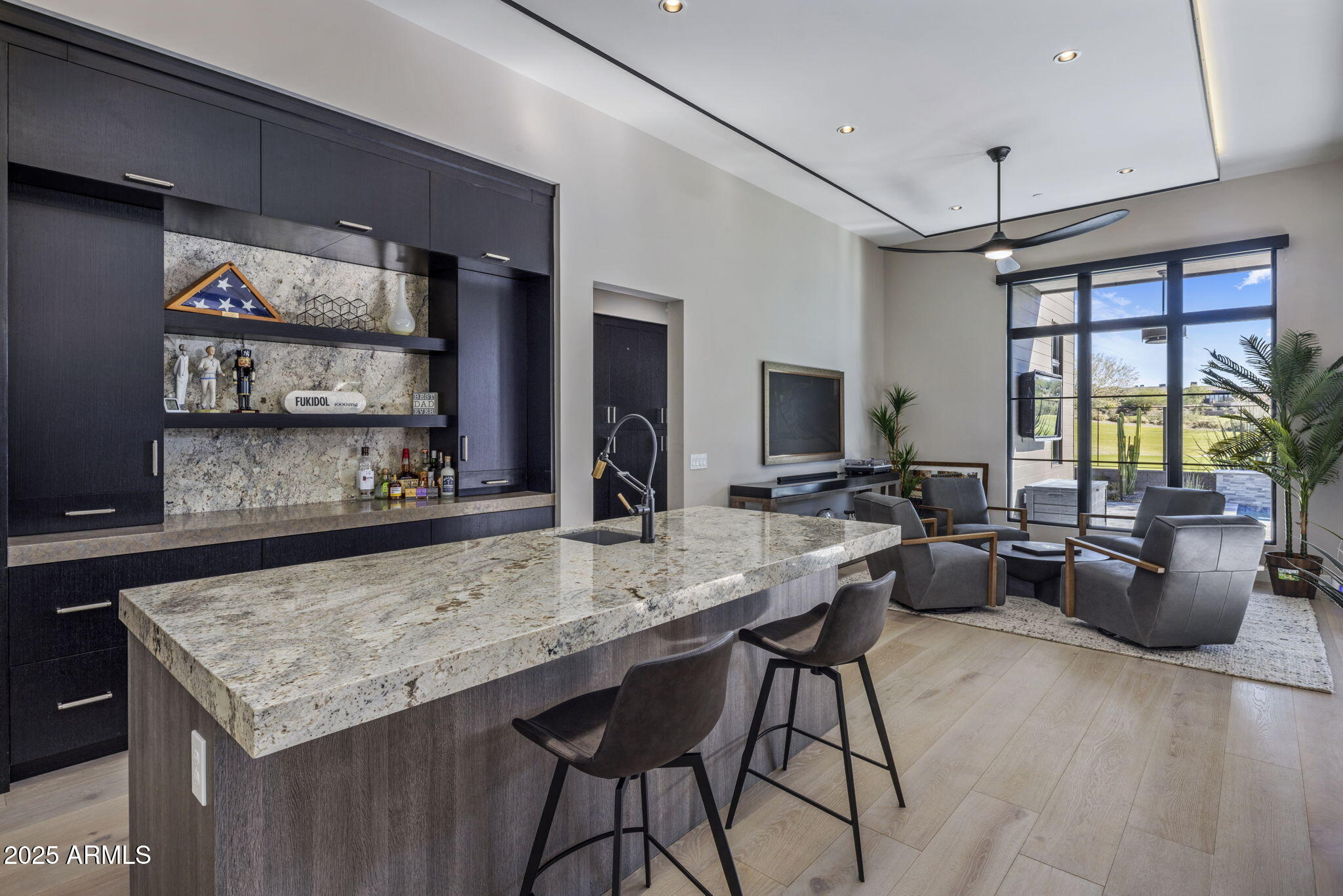 37200 N CAVE CREEK Road 1051