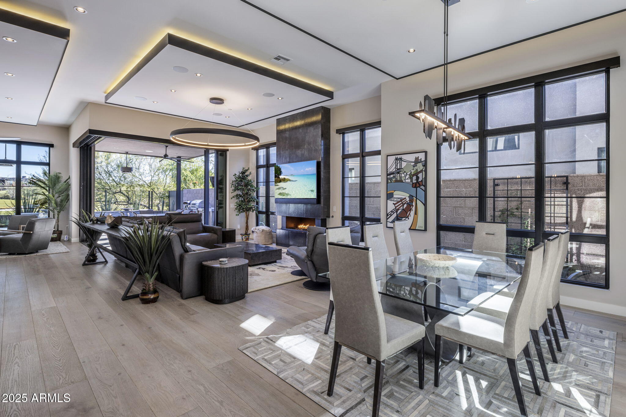 37200 N CAVE CREEK Road 1051