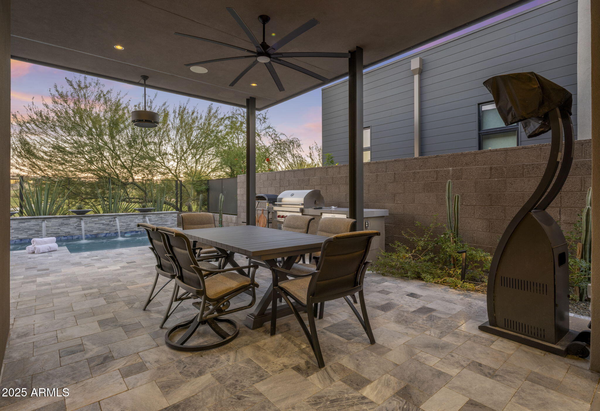37200 N CAVE CREEK Road 1051