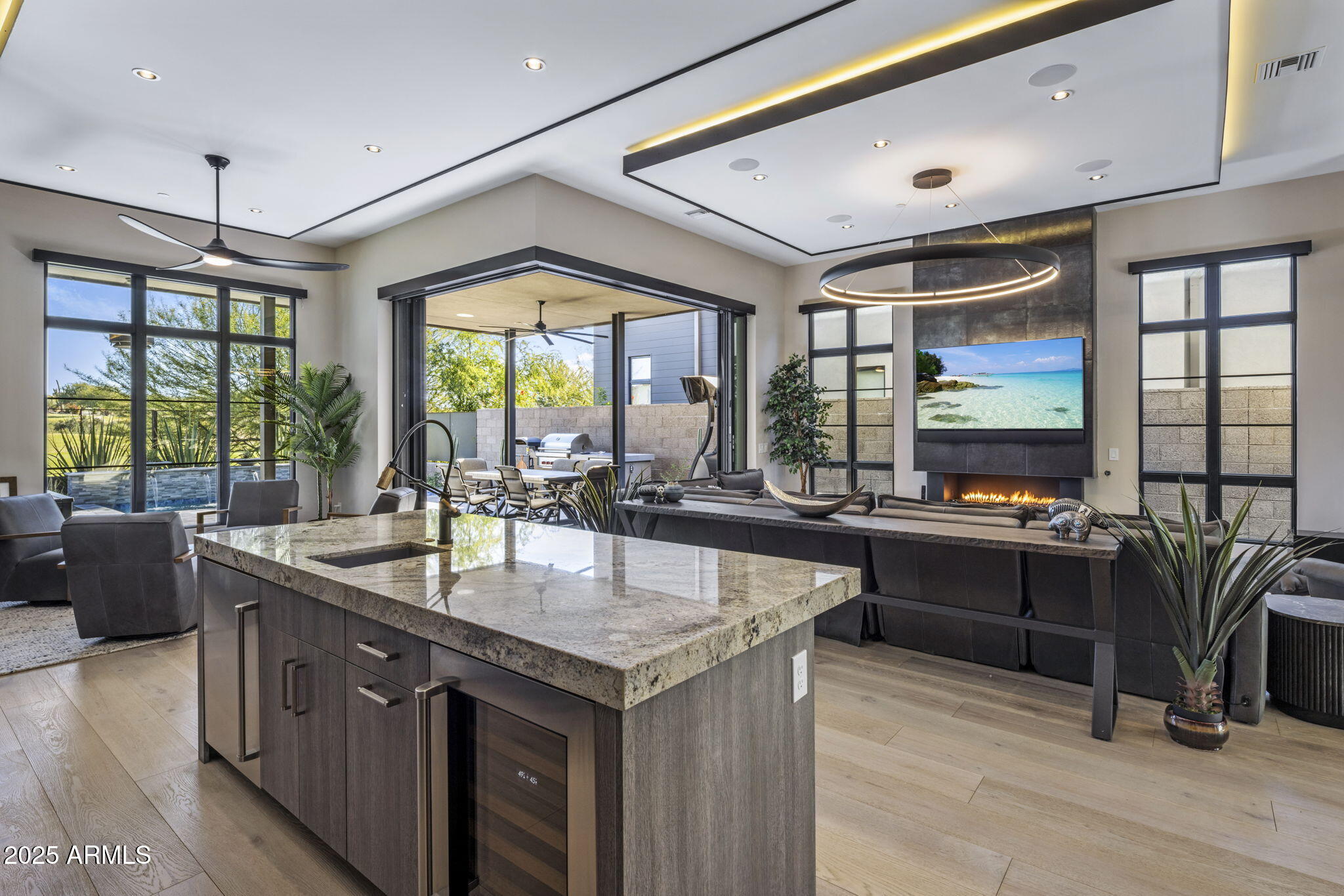 37200 N CAVE CREEK Road 1051