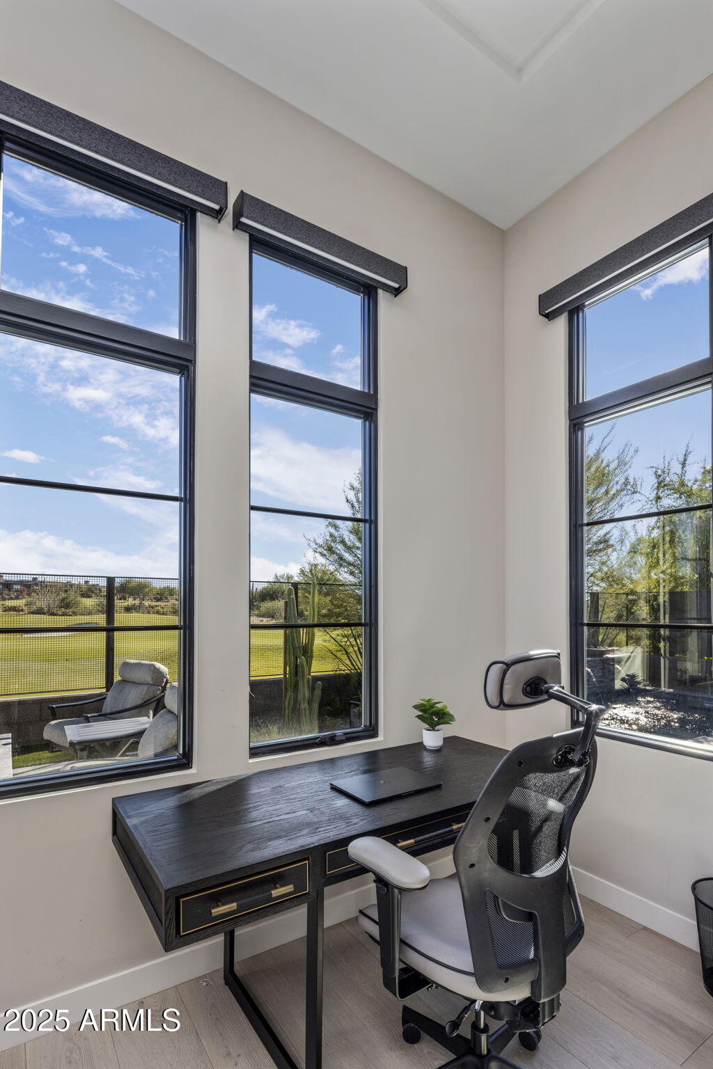 37200 N CAVE CREEK Road 1051
