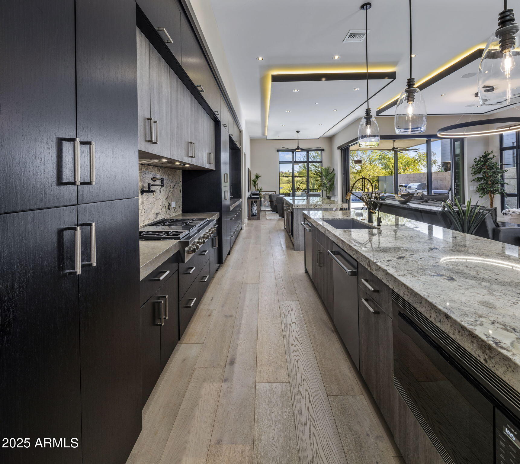 37200 N CAVE CREEK Road 1051