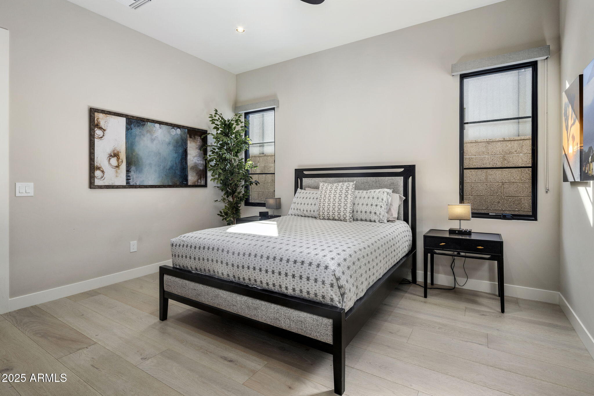 37200 N CAVE CREEK Road 1051