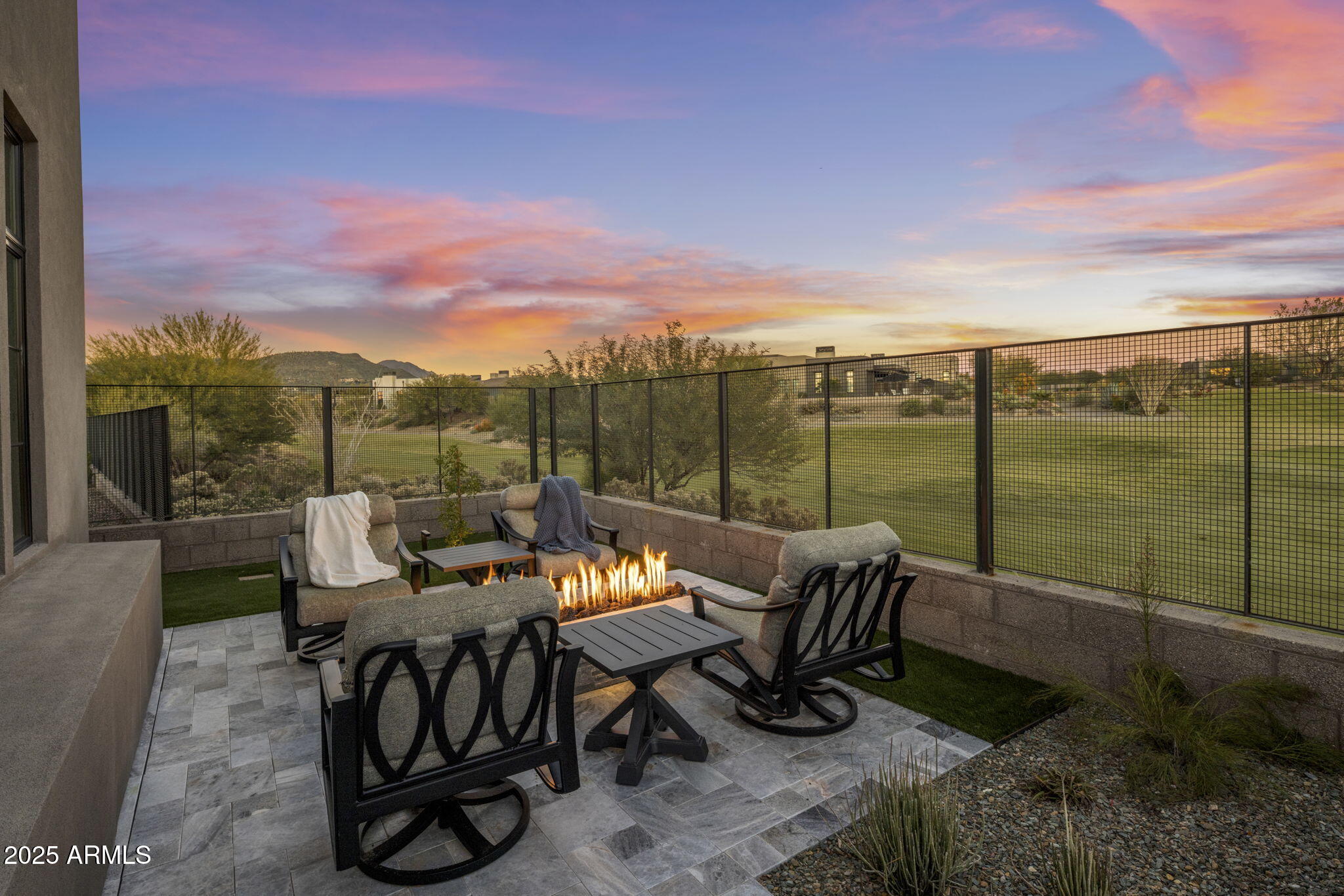 37200 N CAVE CREEK Road 1051