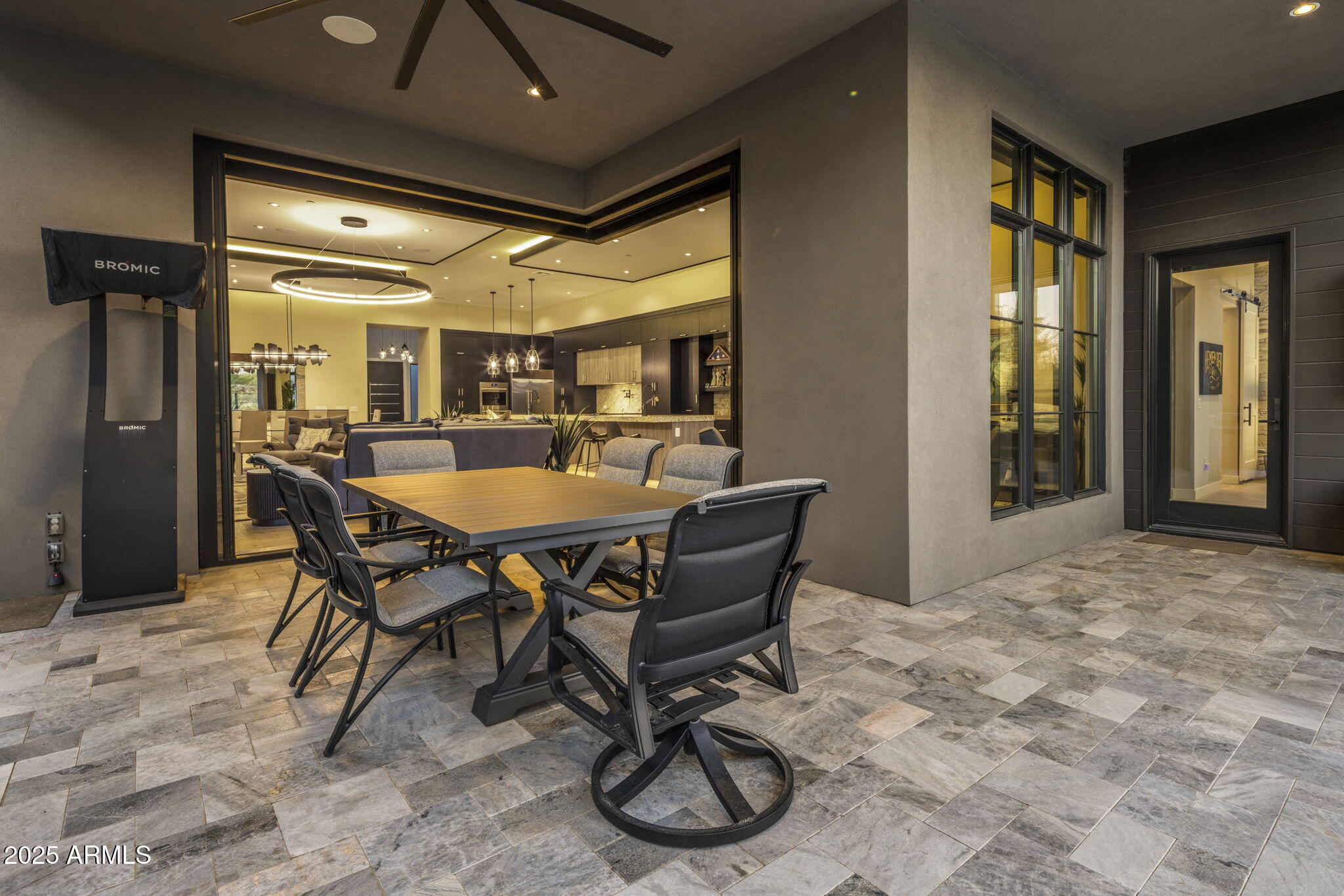 37200 N CAVE CREEK Road 1051