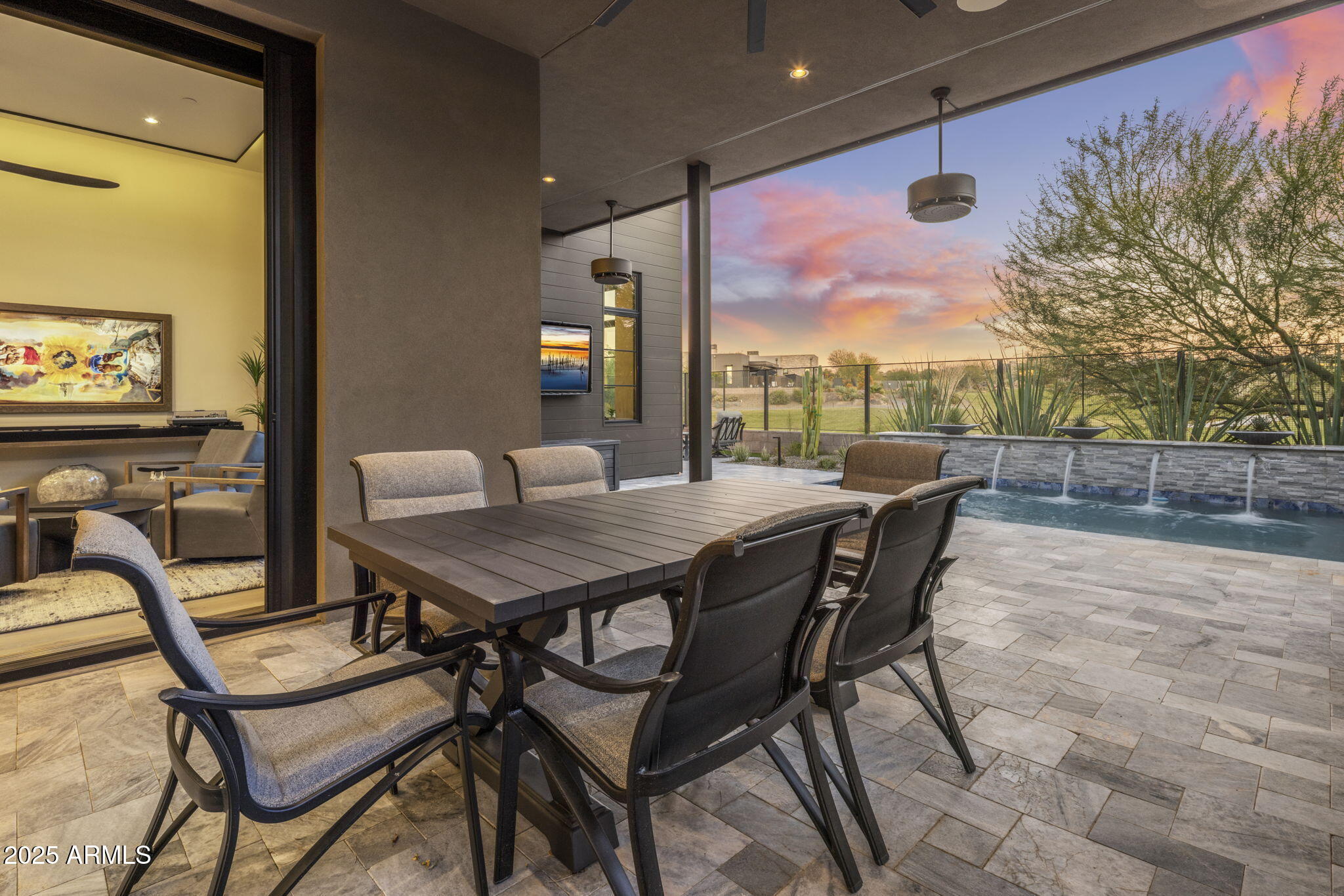 37200 N CAVE CREEK Road 1051