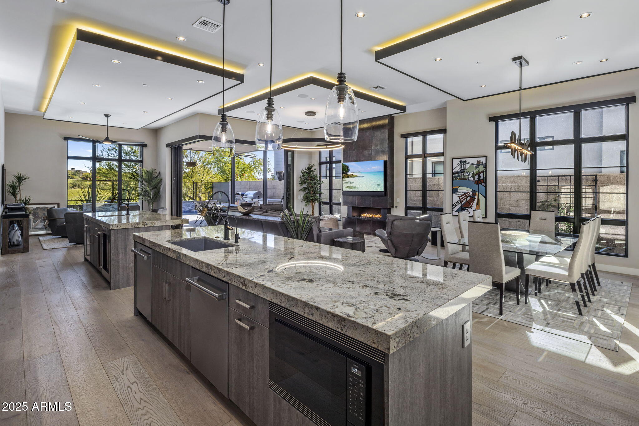 37200 N CAVE CREEK Road 1051