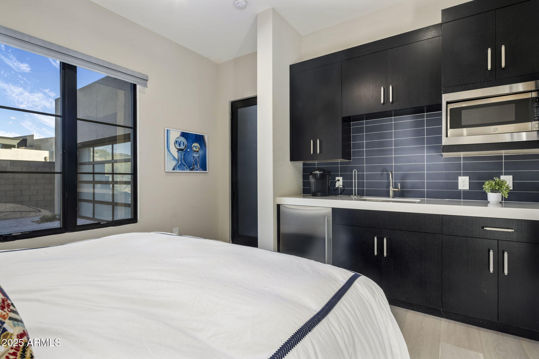 37200 N CAVE CREEK Road 1051