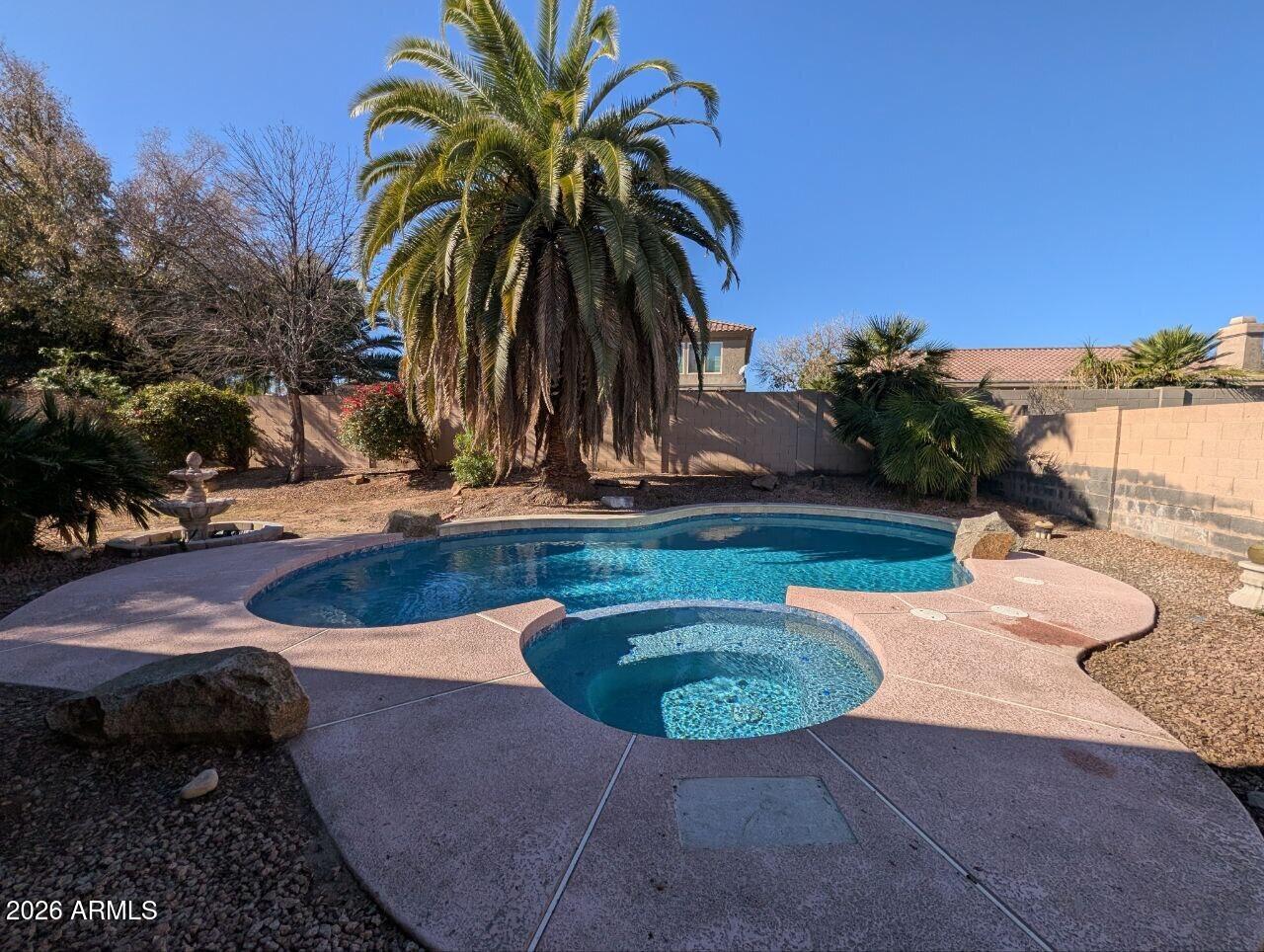1370 S CENTRAL Drive