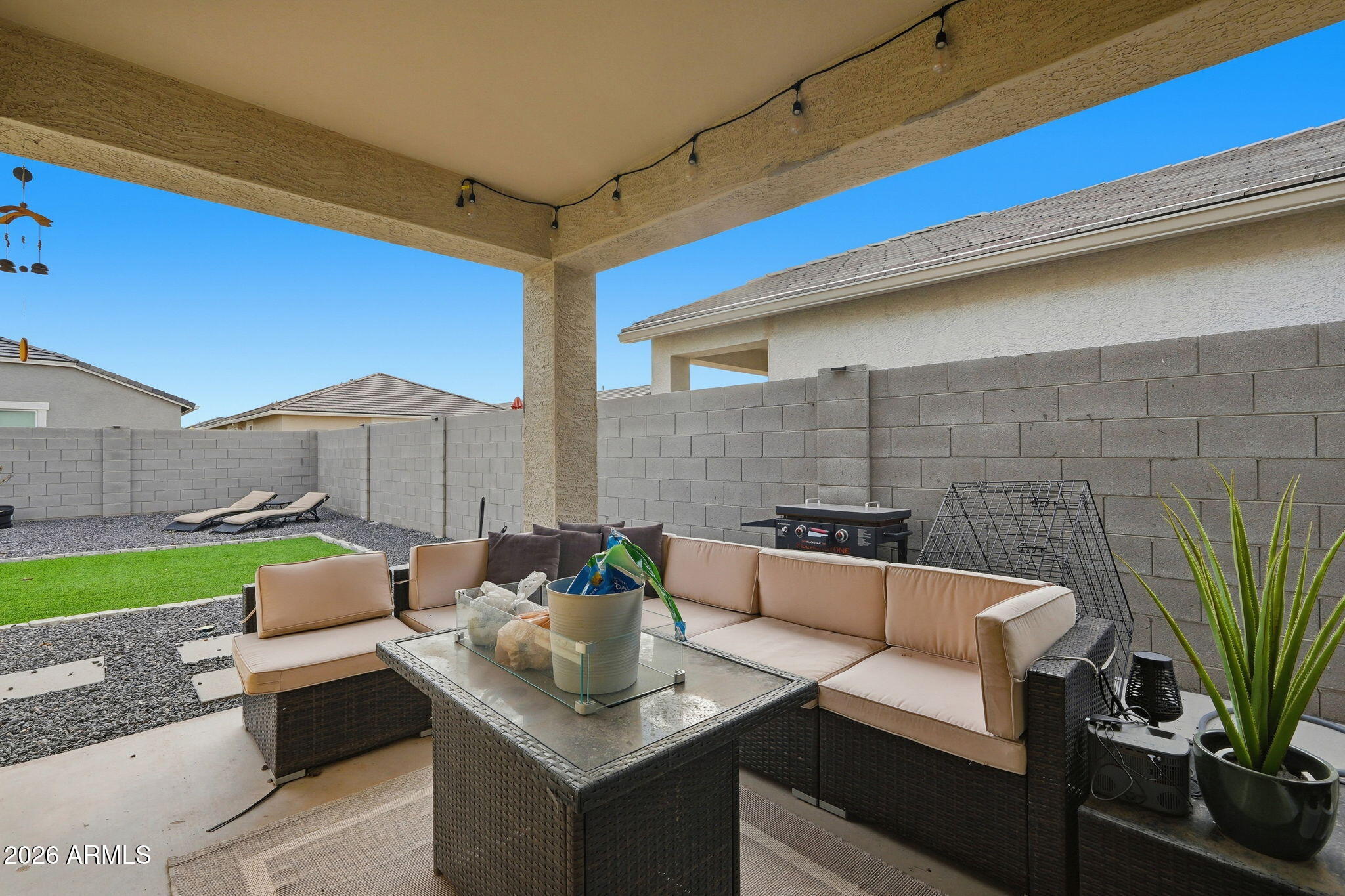38195 W CANNATARO Lane