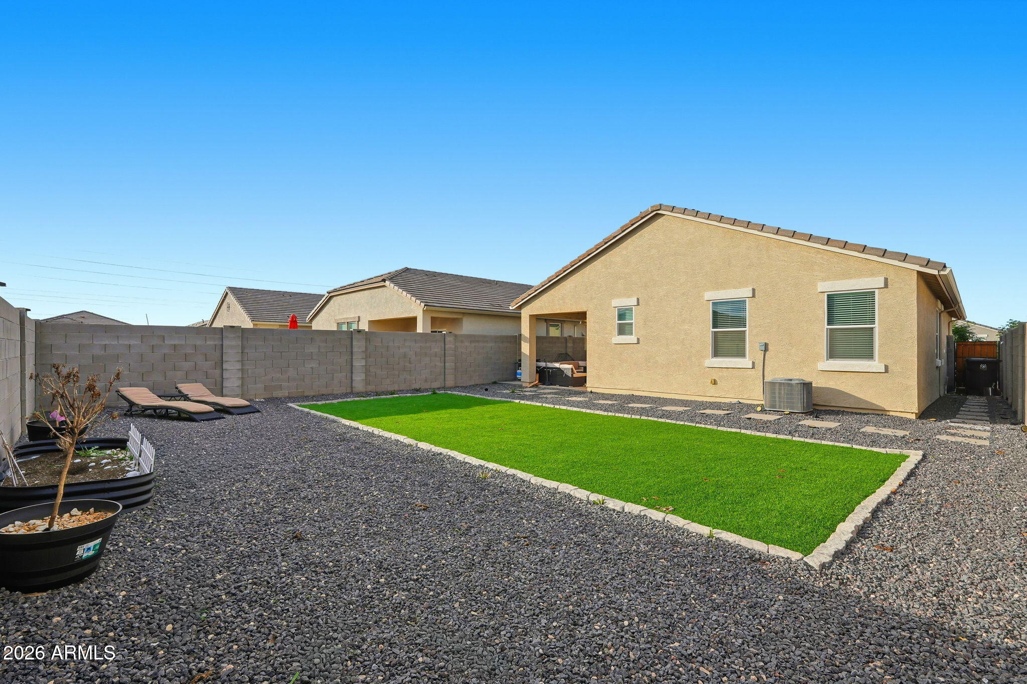 38195 W CANNATARO Lane