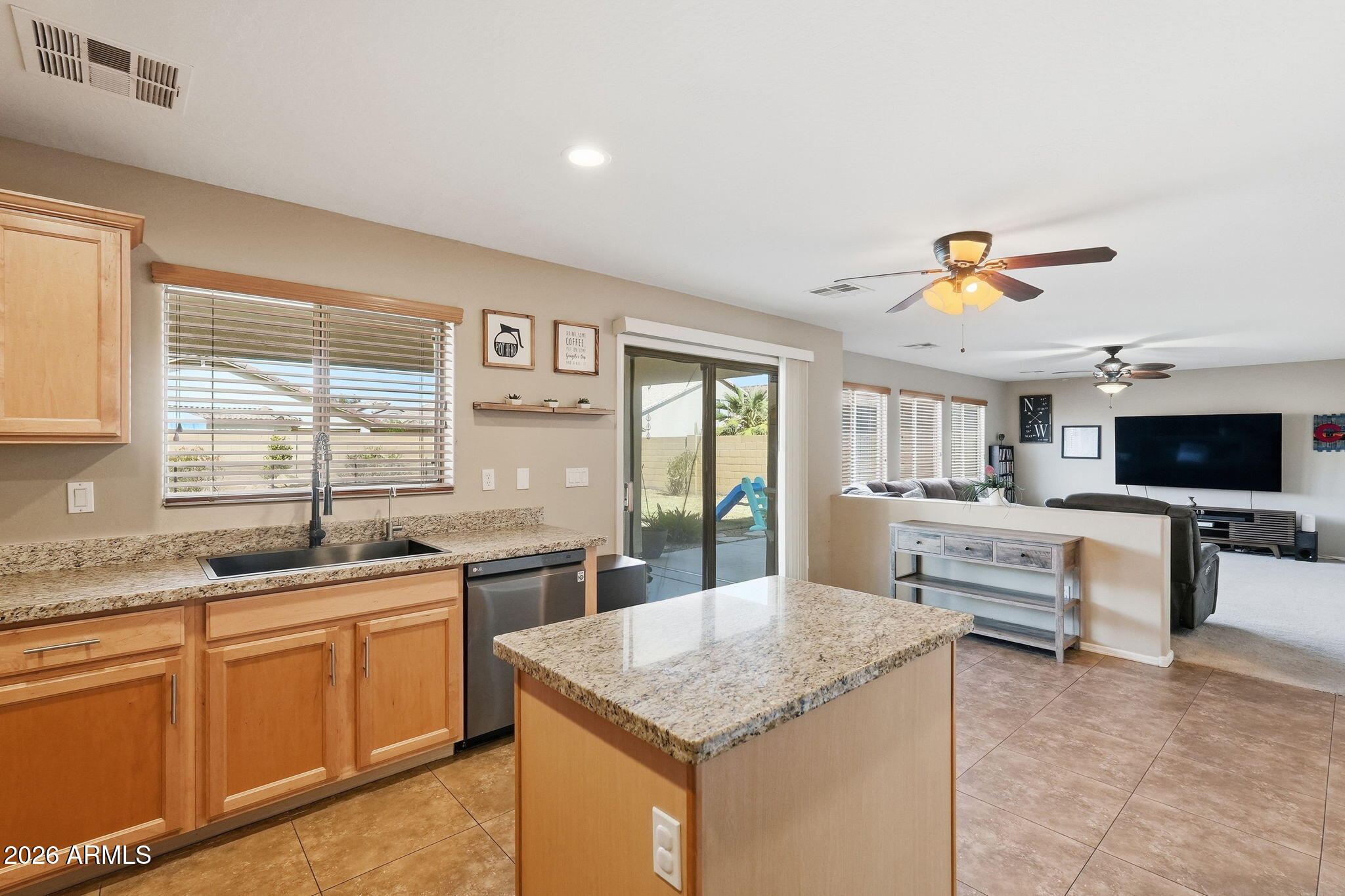 45512 W LONG Way