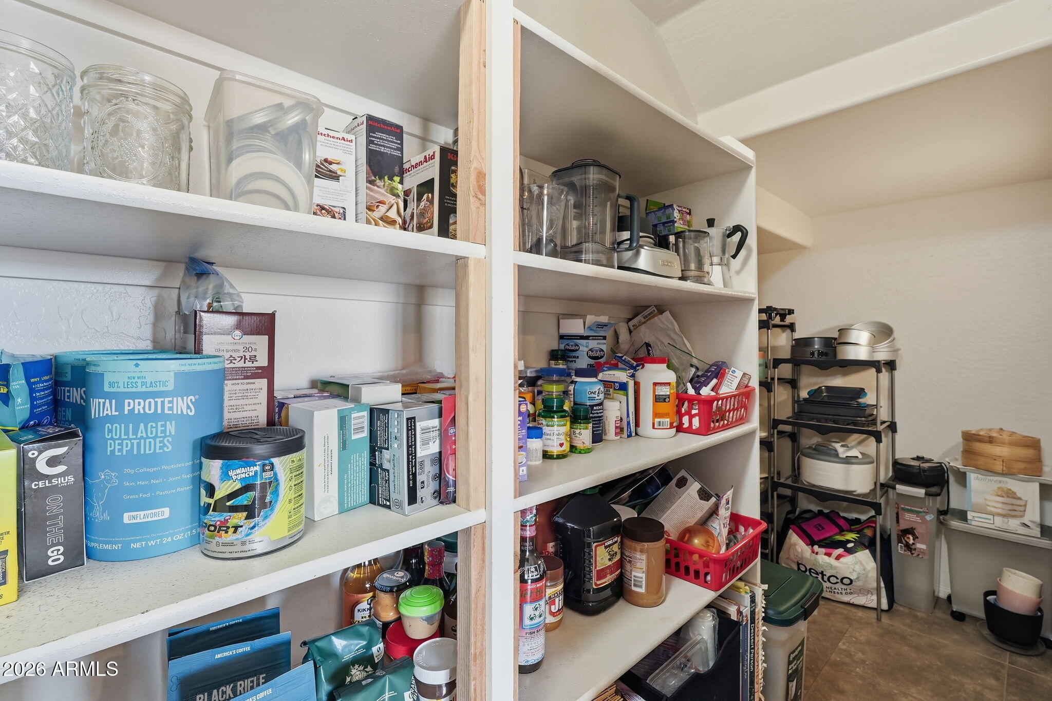 45512 W LONG Way