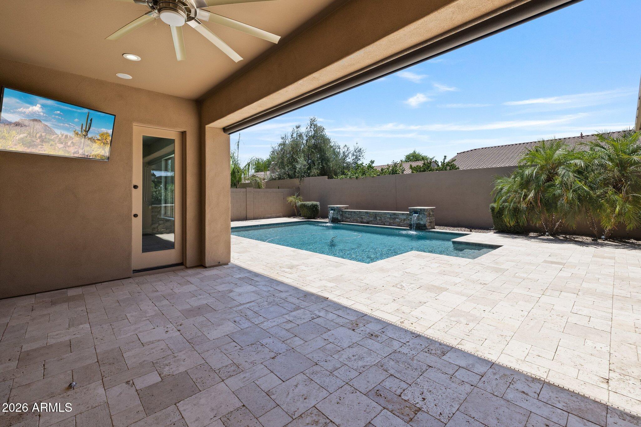 3941 E NOLAN Drive