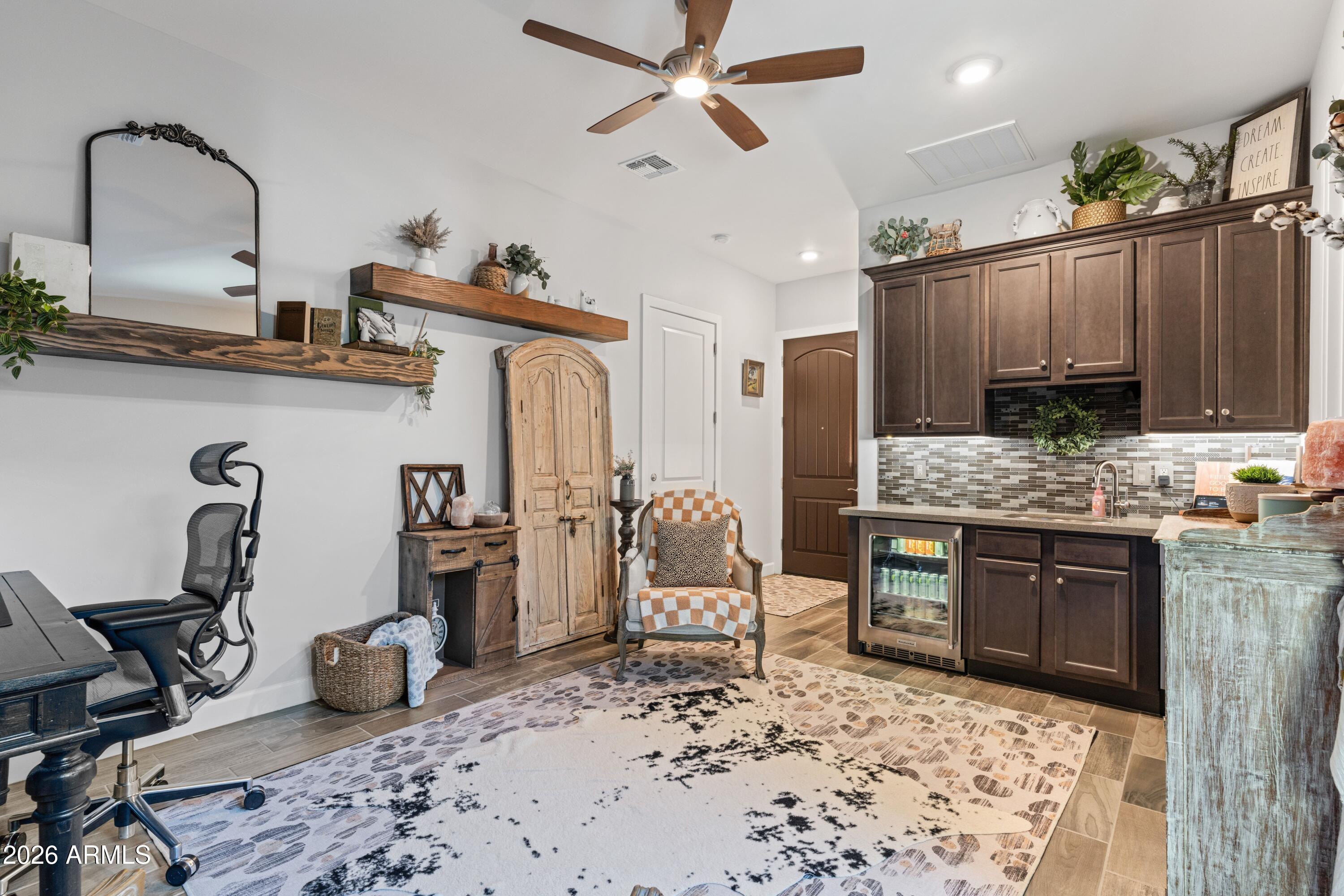 21022 E AQUARIUS Way