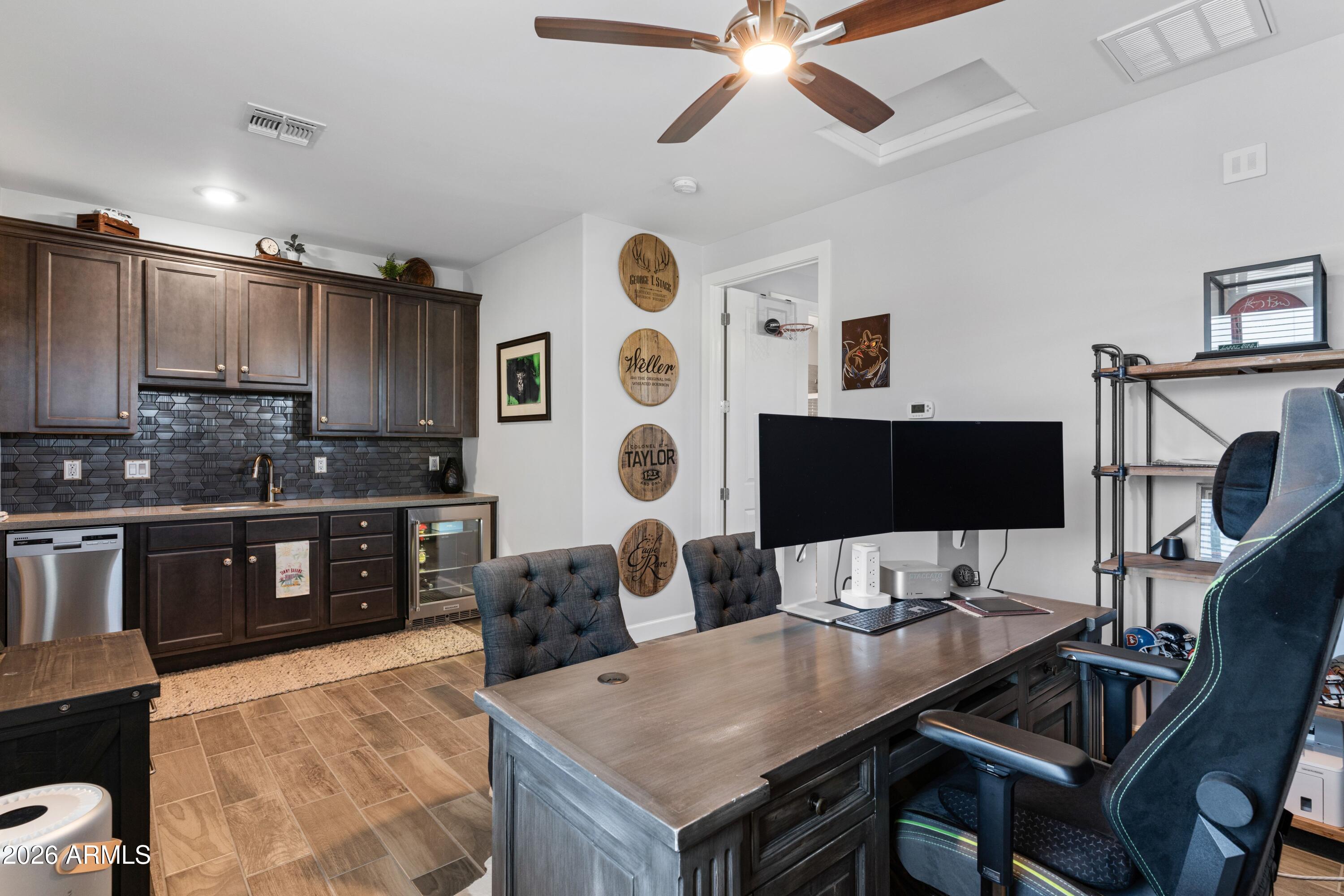 21022 E AQUARIUS Way