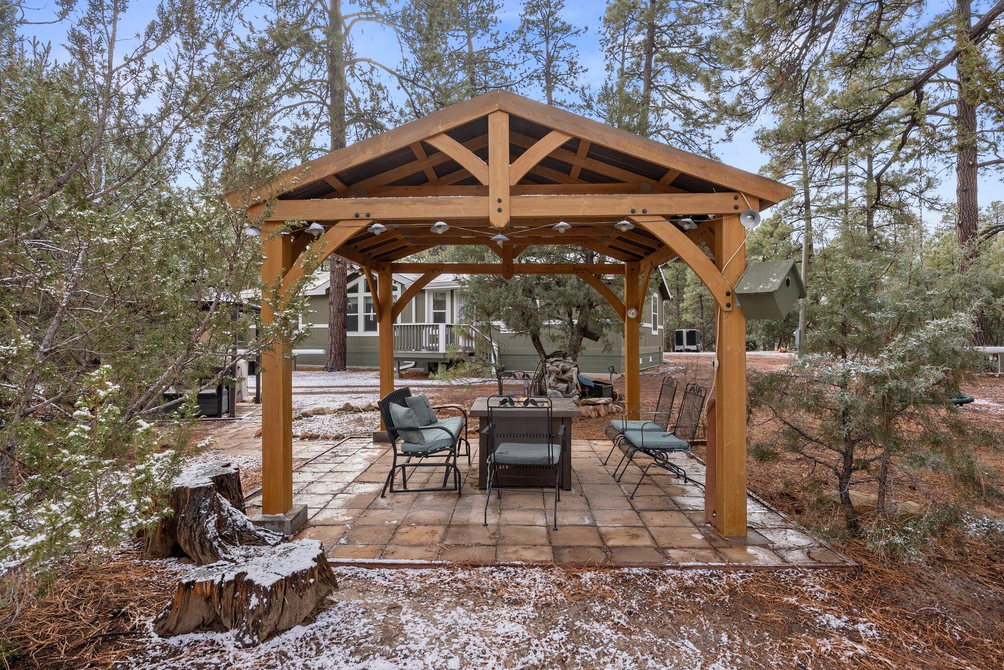 2896 PINE RIM Road