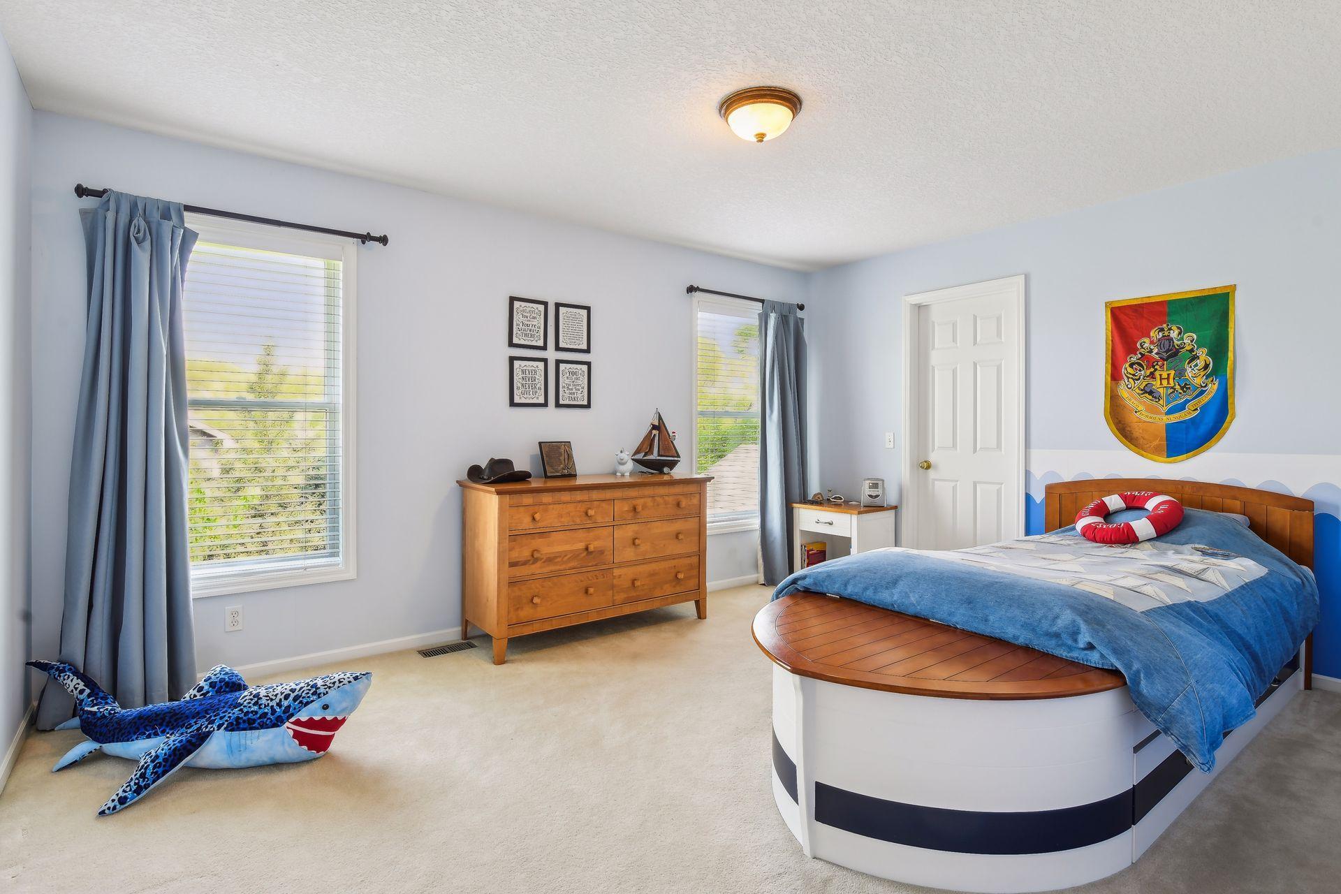 6895 Ruby Lane