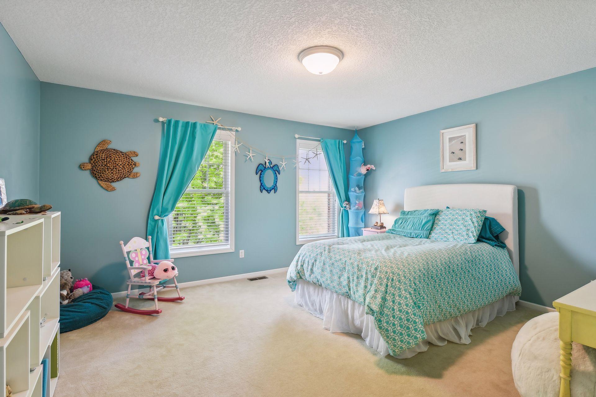 6895 Ruby Lane