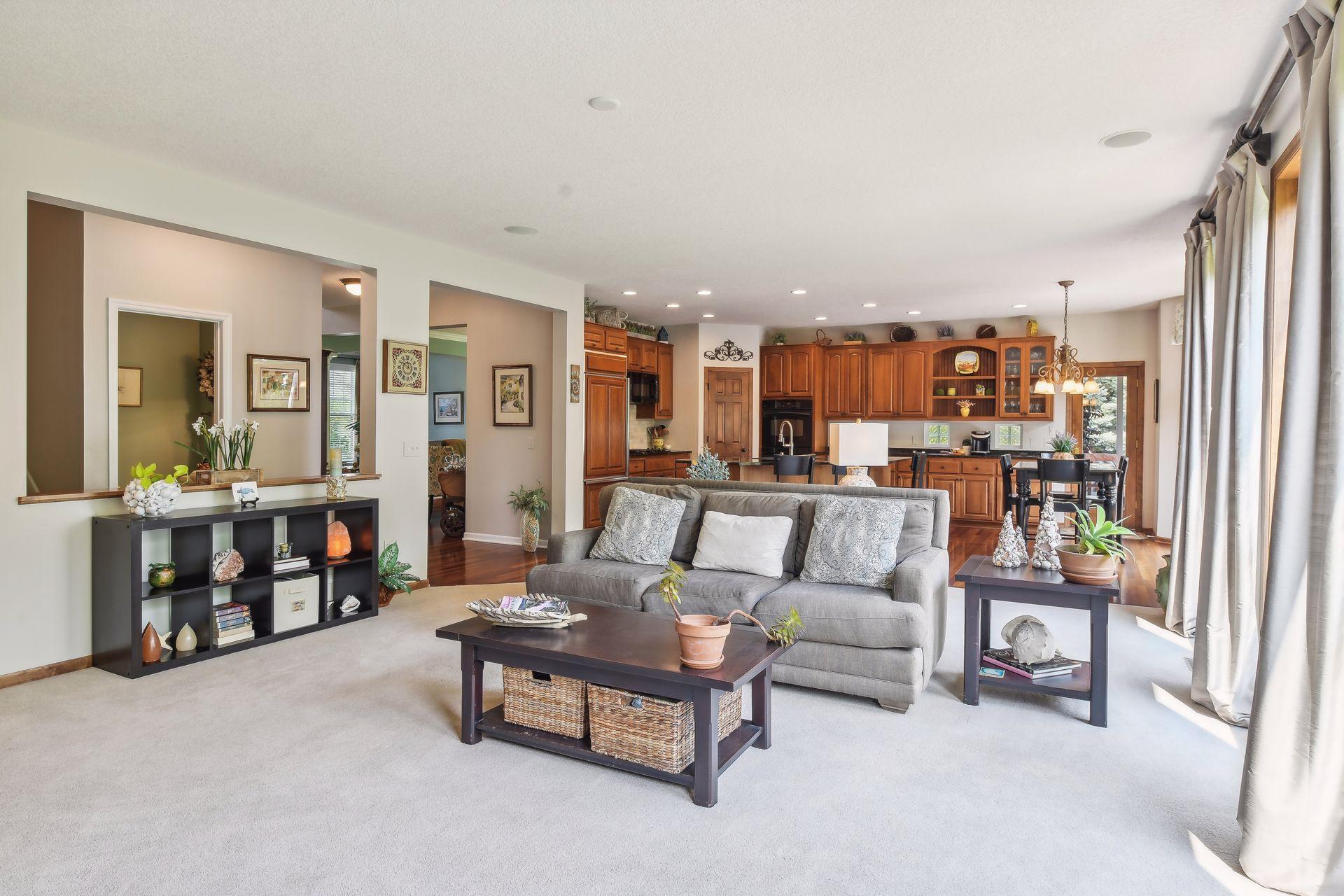 6895 Ruby Lane