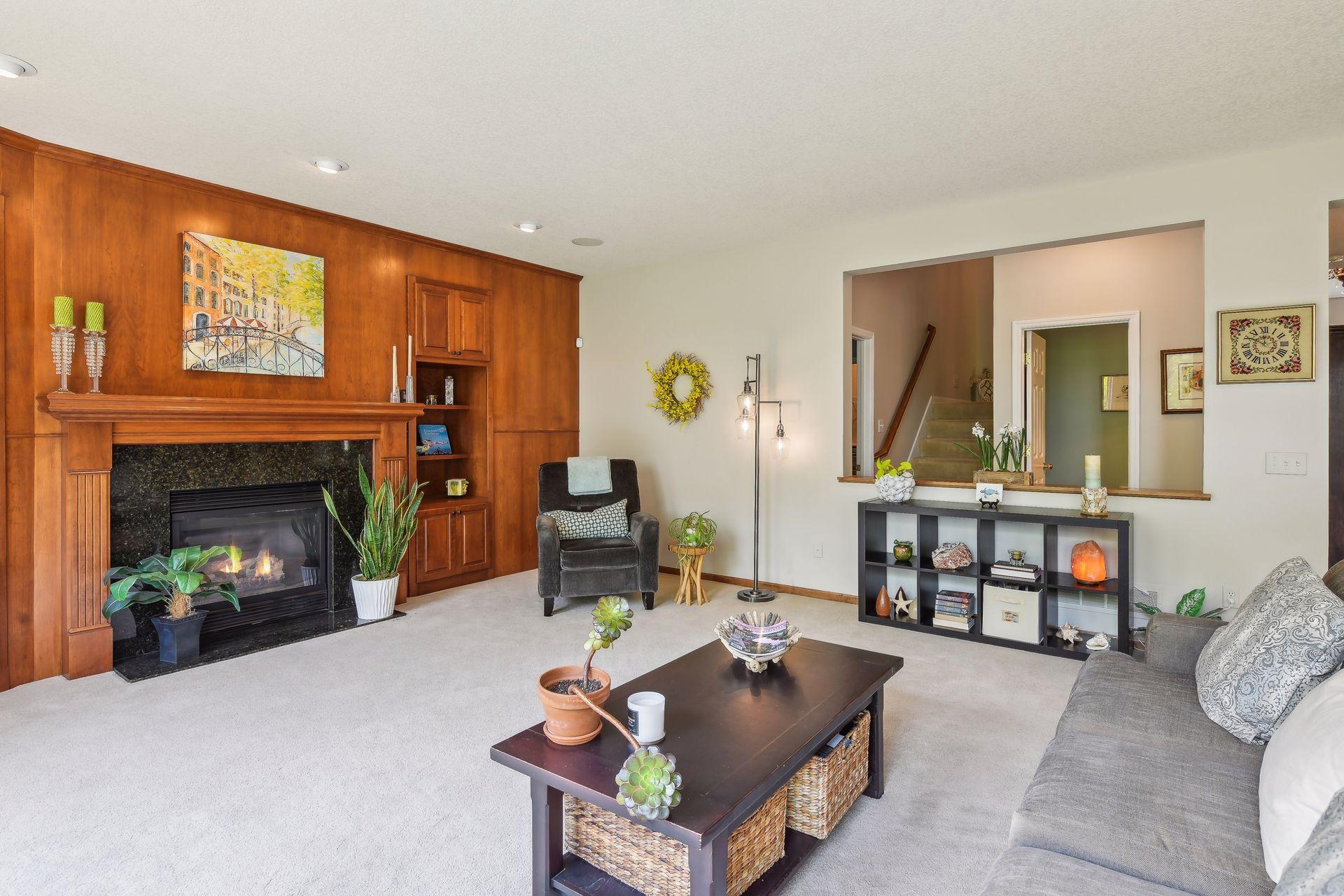 6895 Ruby Lane