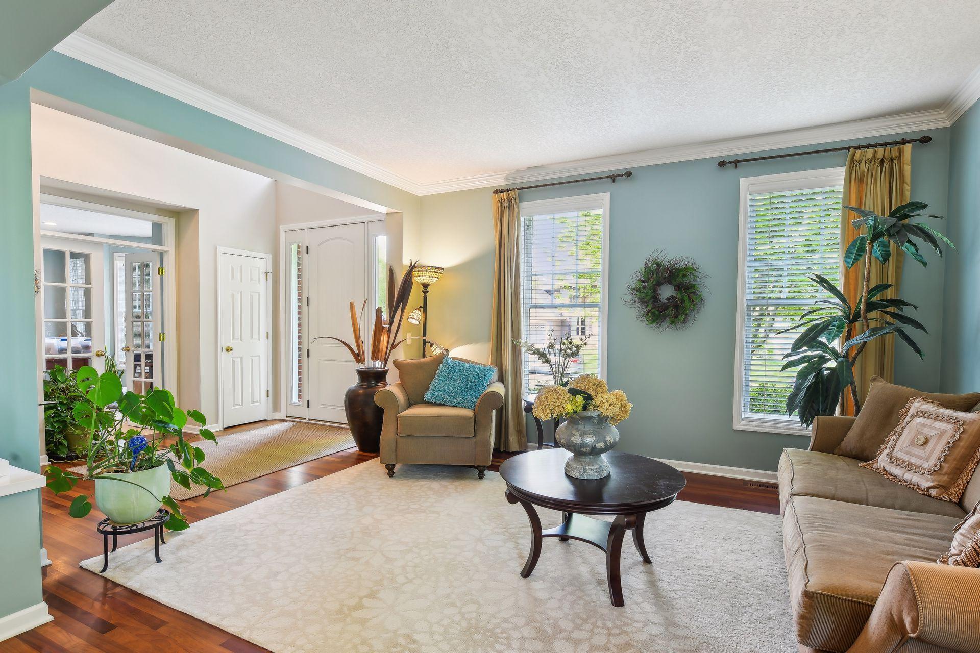 6895 Ruby Lane