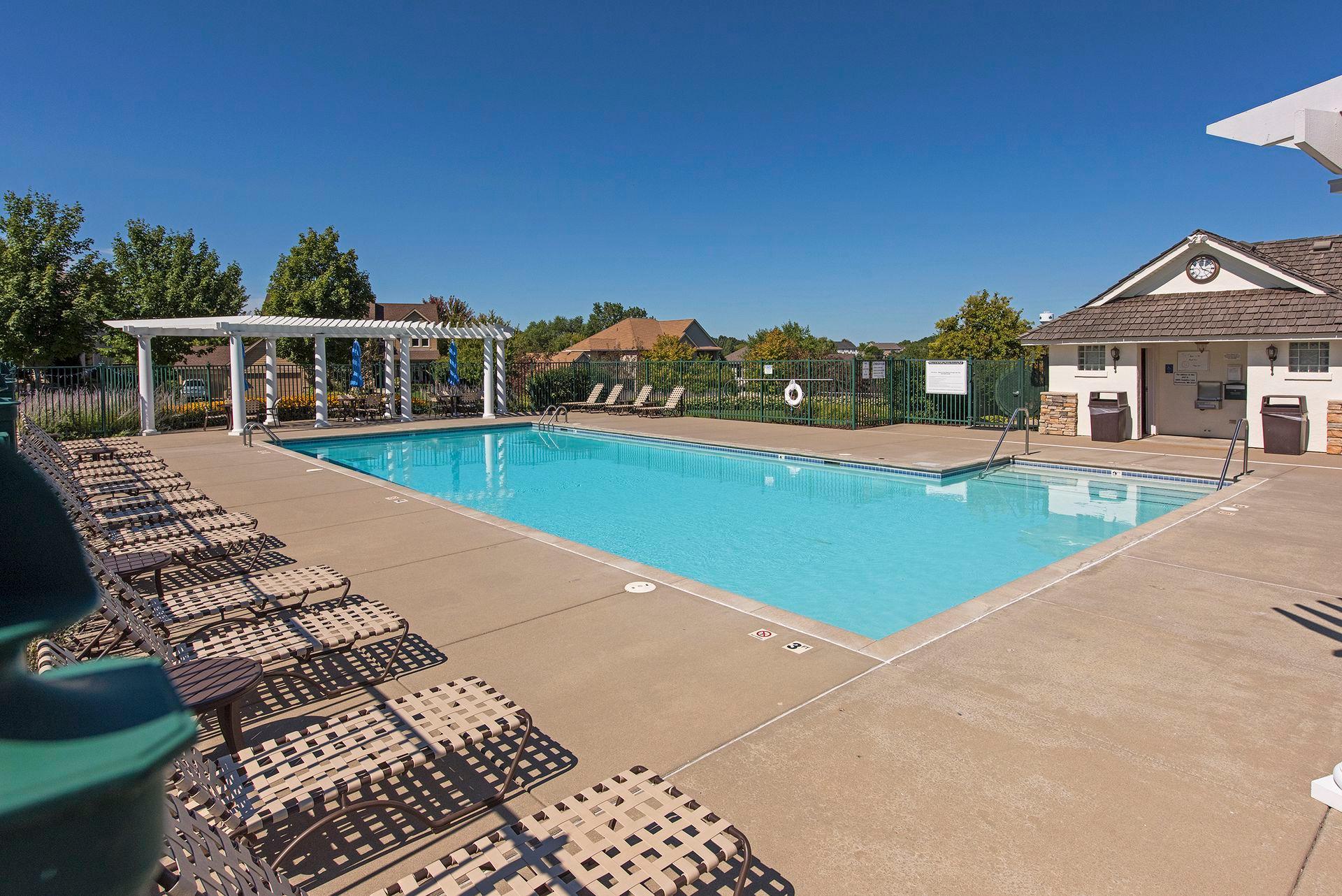 6895 Ruby Lane