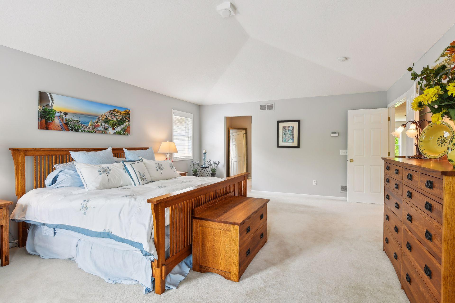 6895 Ruby Lane