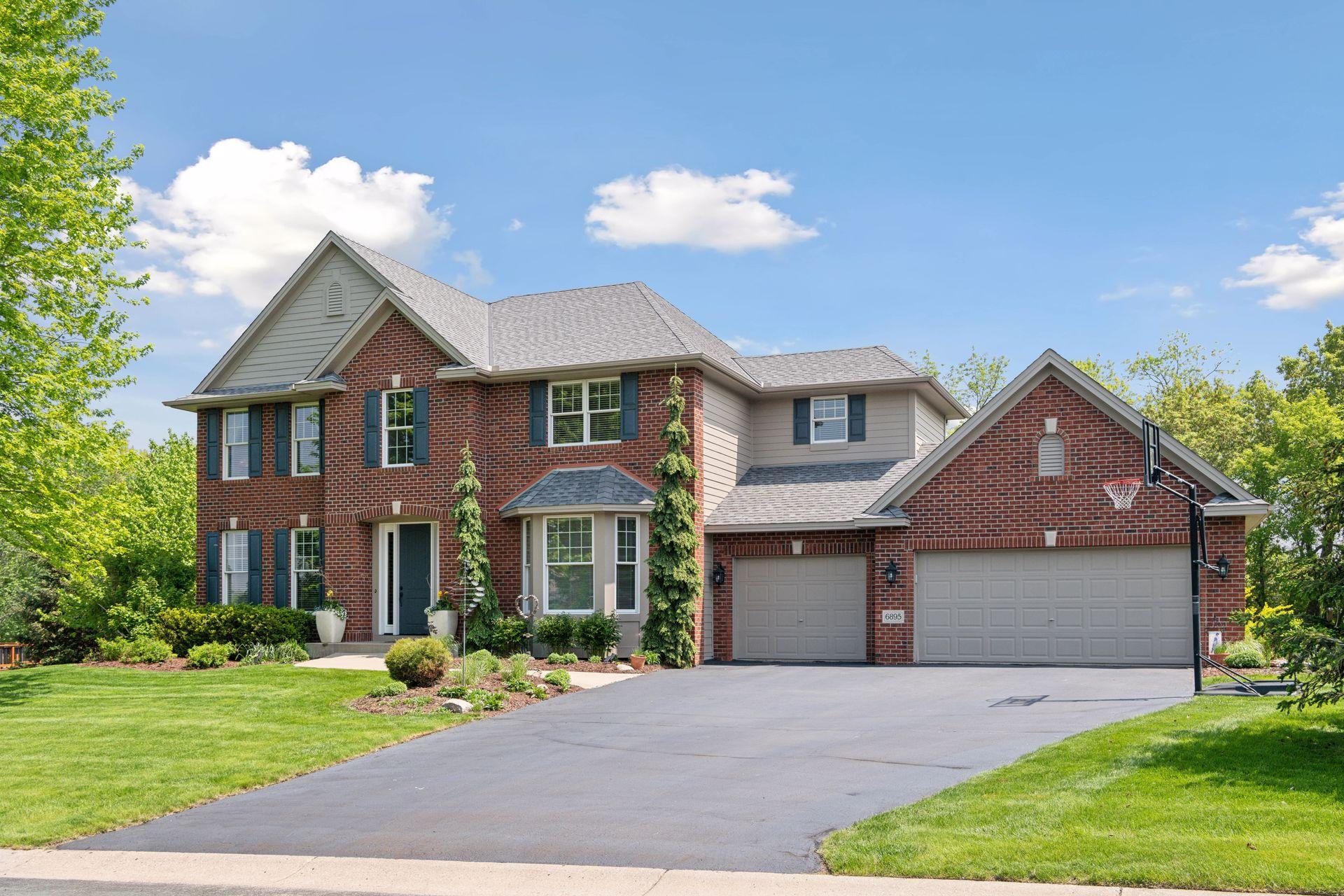 6895 Ruby Lane