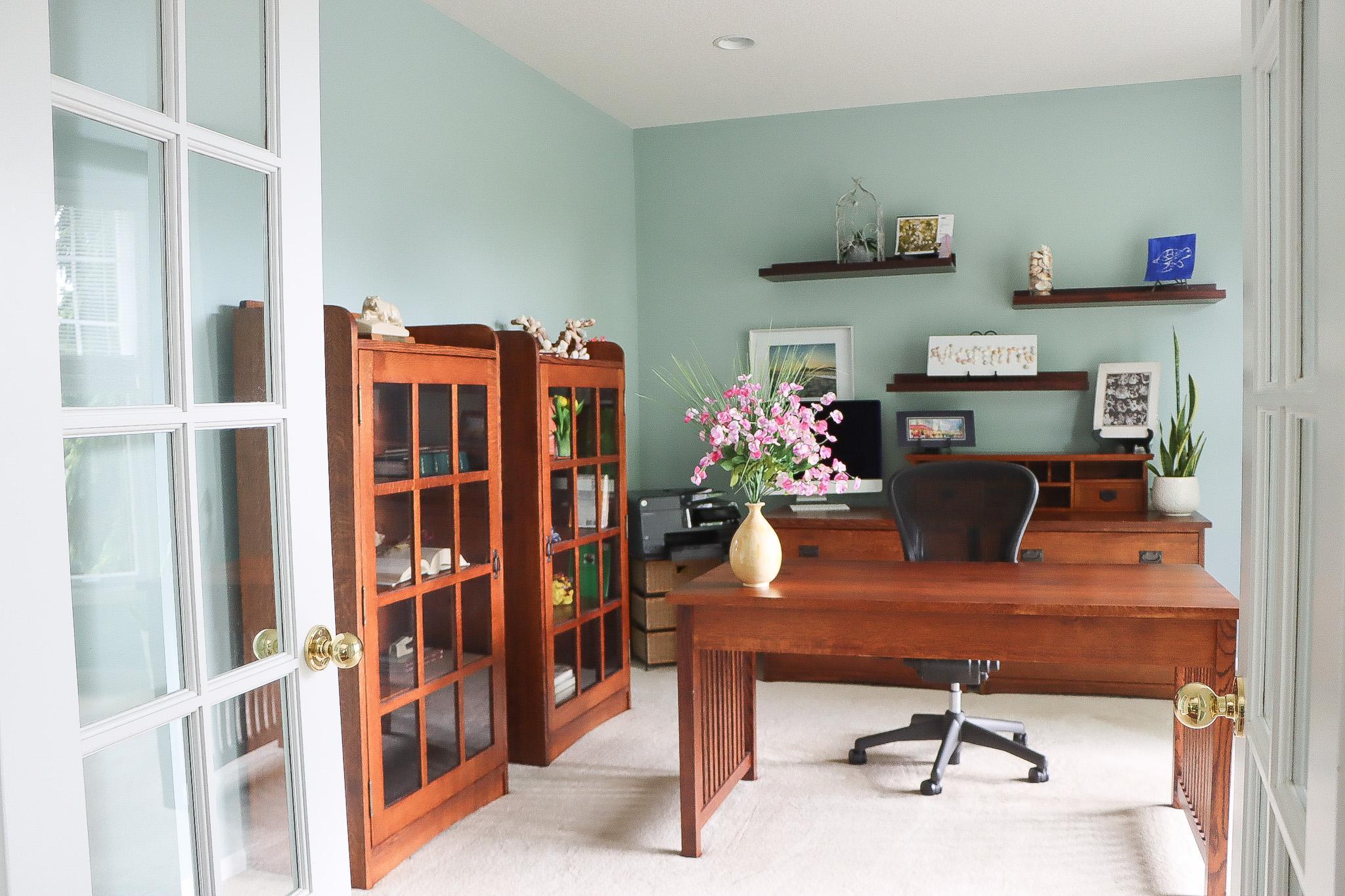 6895 Ruby Lane