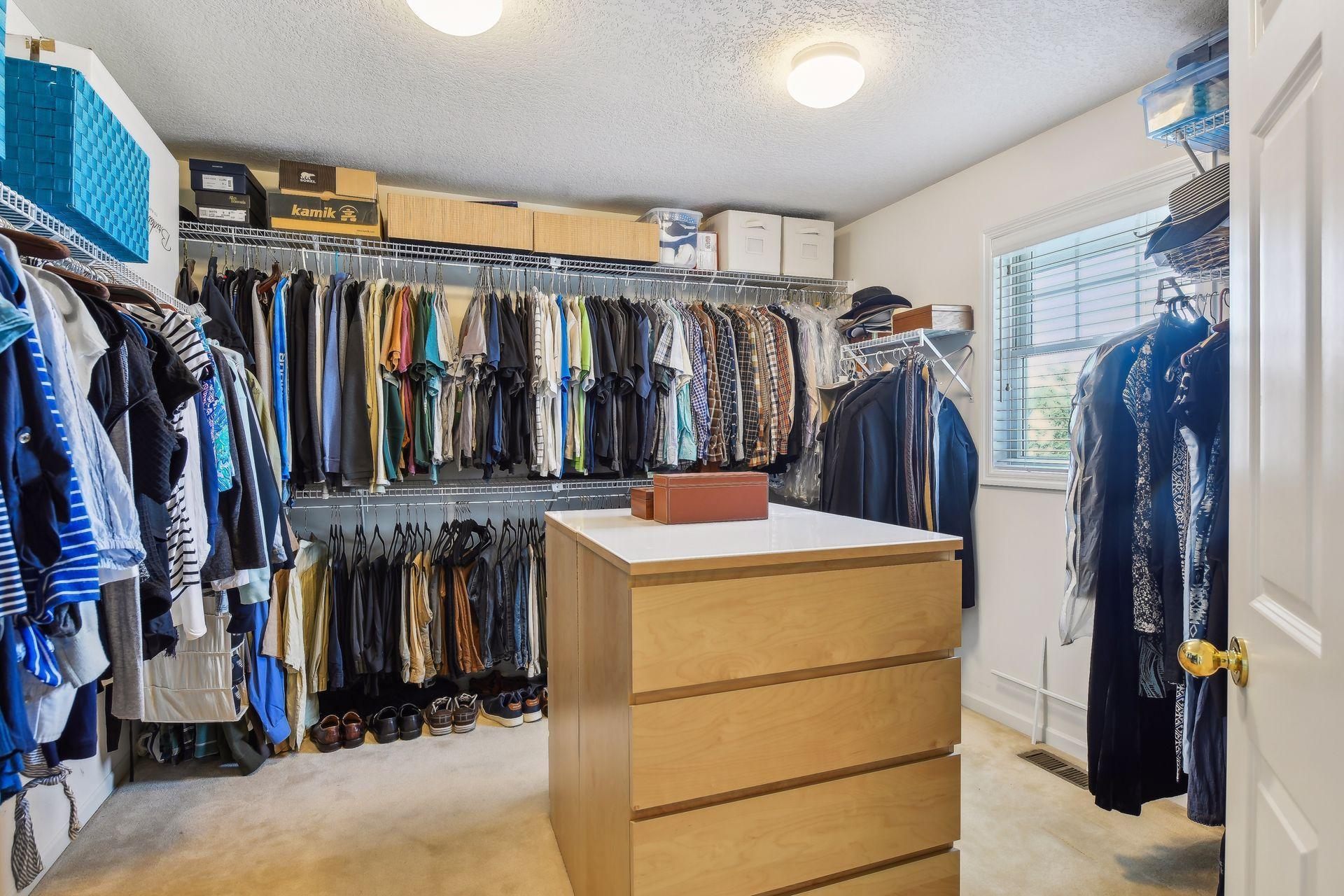 6895 Ruby Lane
