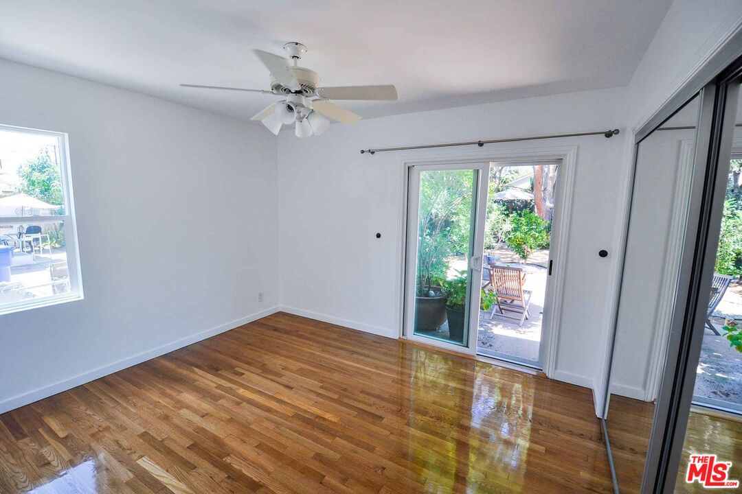 2725 BAGLEY AVE