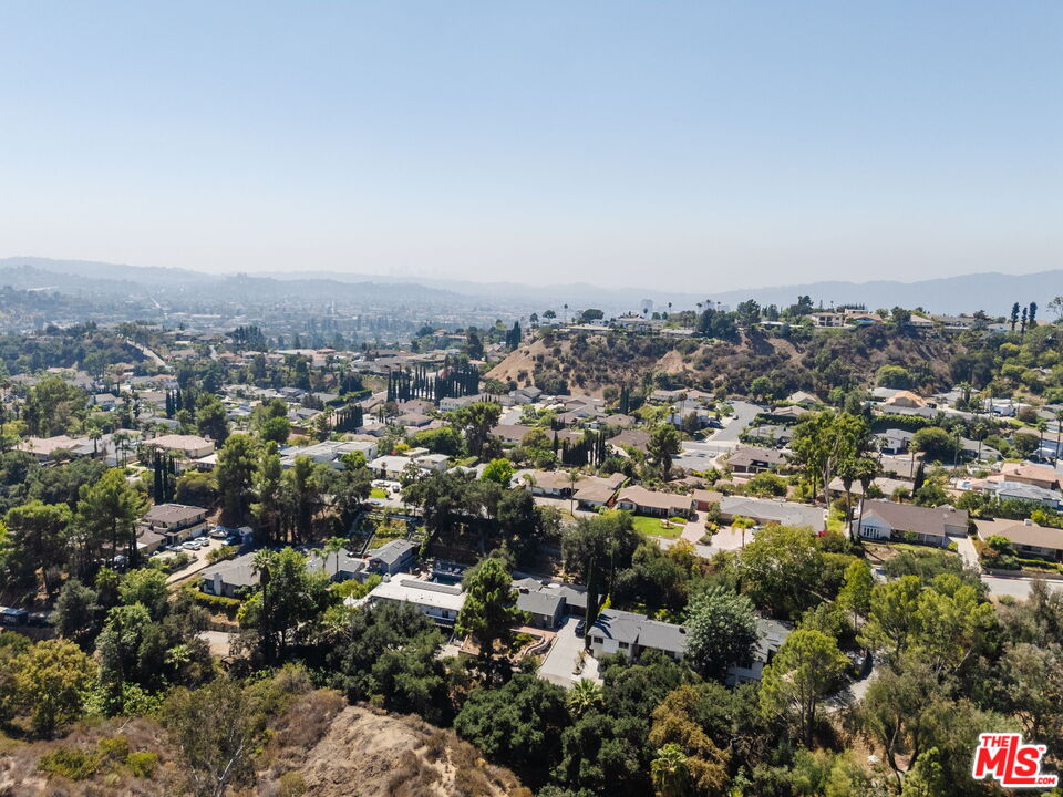 1728 Royal Blvd
