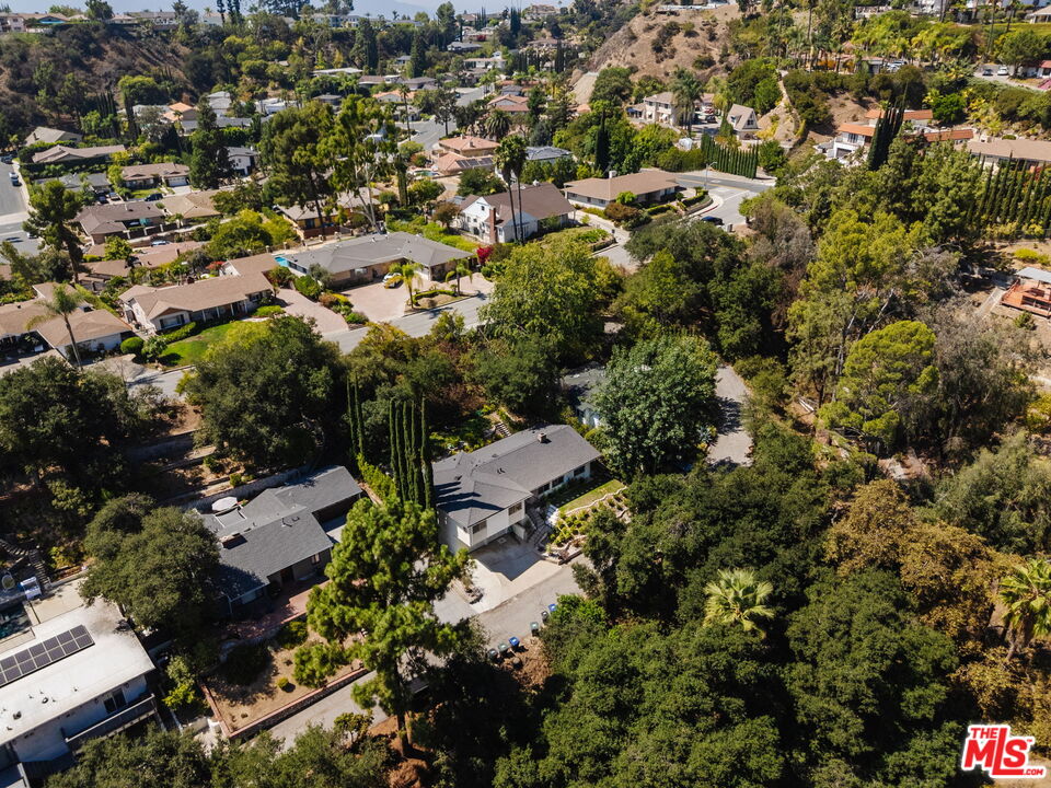 1728 Royal Blvd