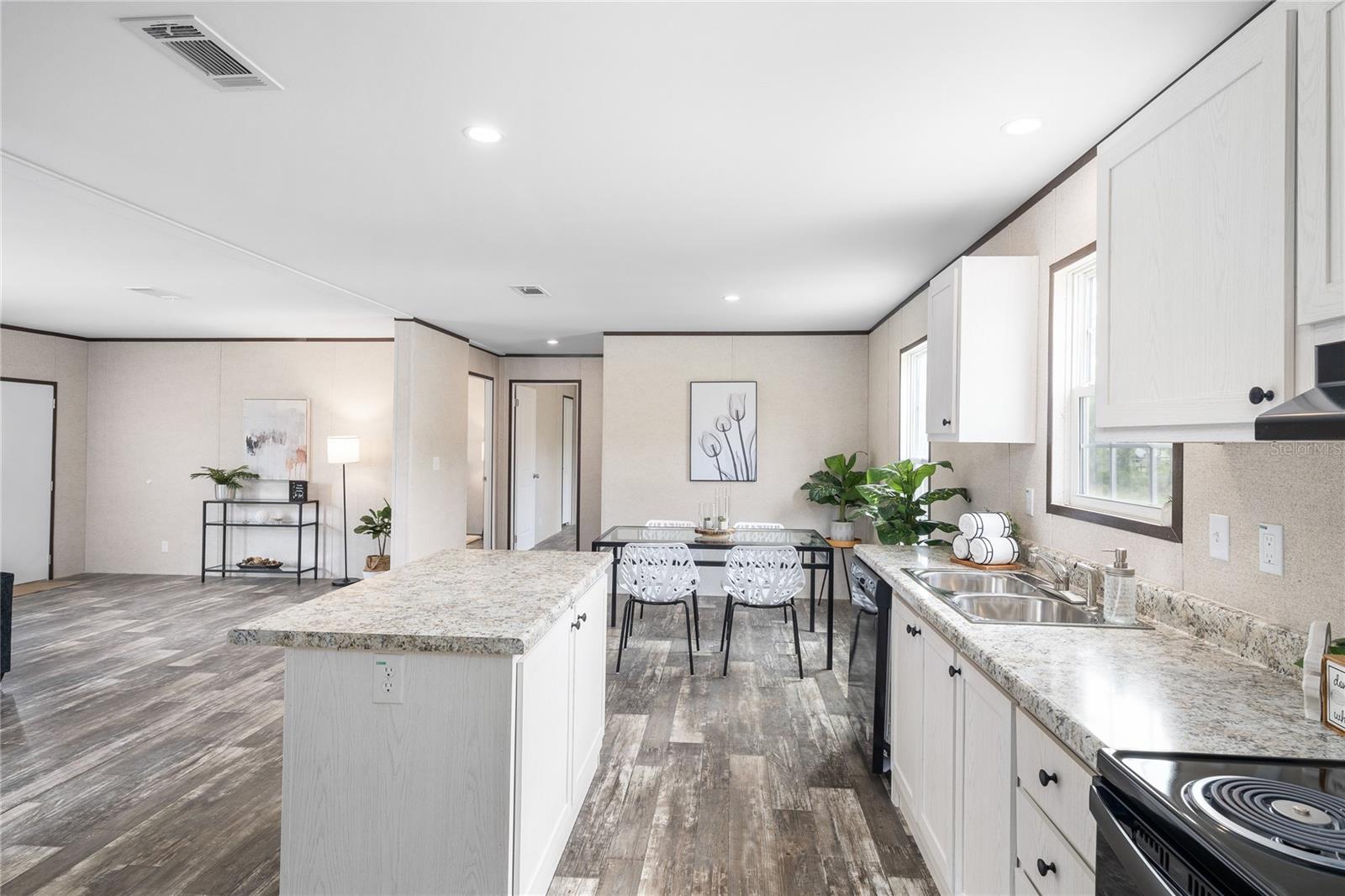 5450 NE 108TH TER