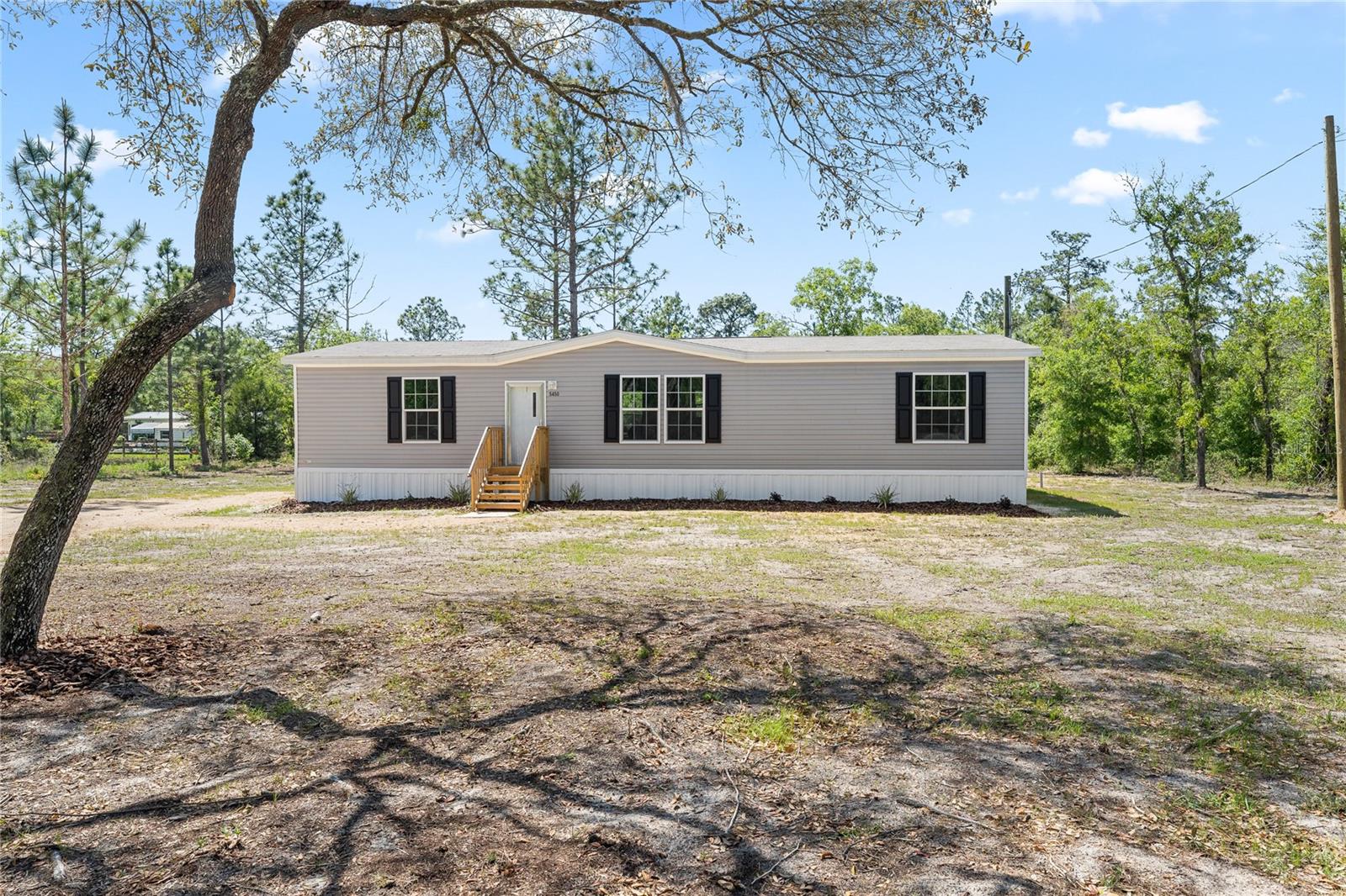 5450 NE 108TH TER