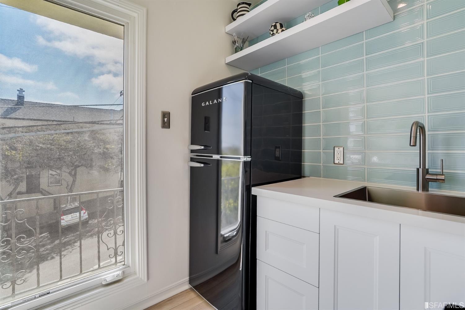 490 Connecticut Street Unit: 5