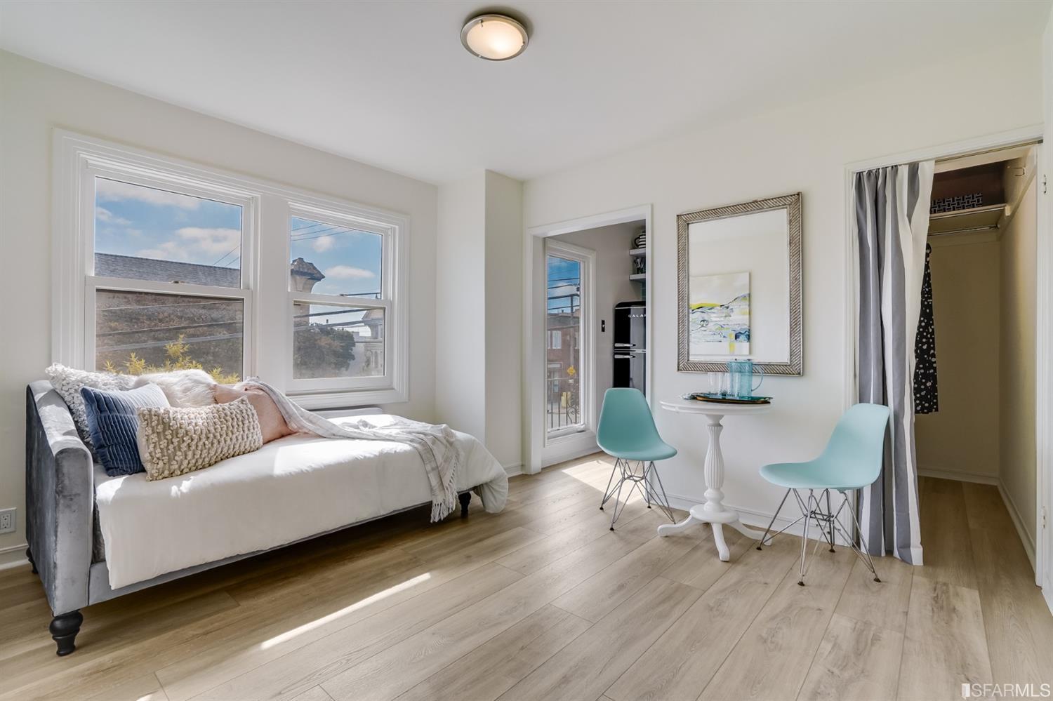 490 Connecticut Street Unit: 5