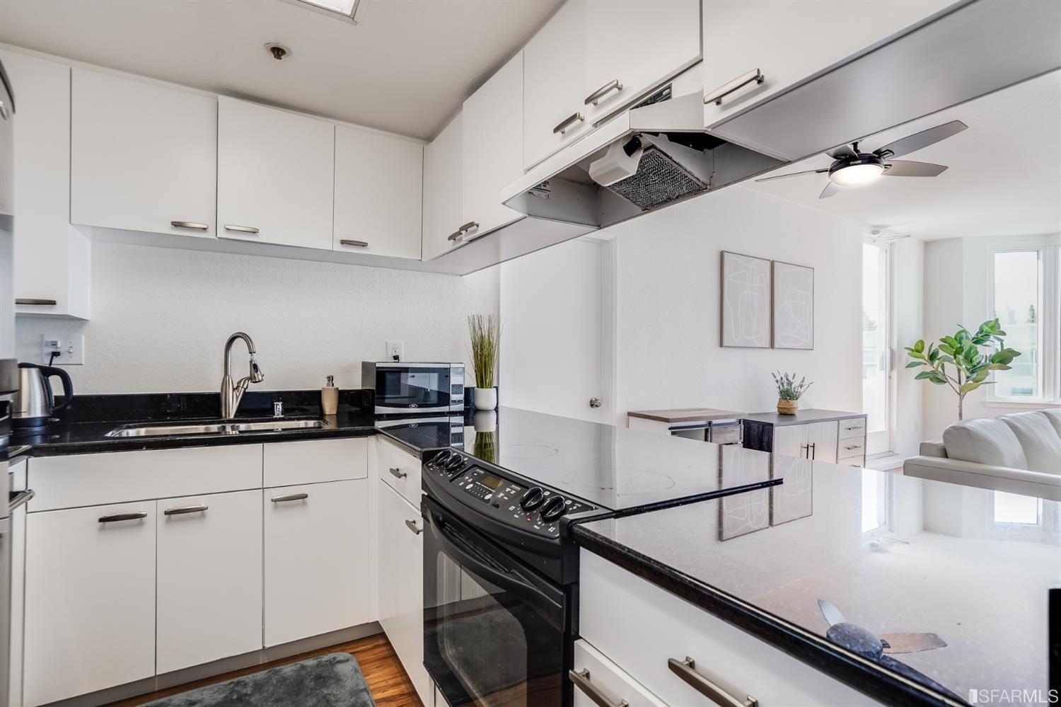 201 Harrison Street Unit: 1026