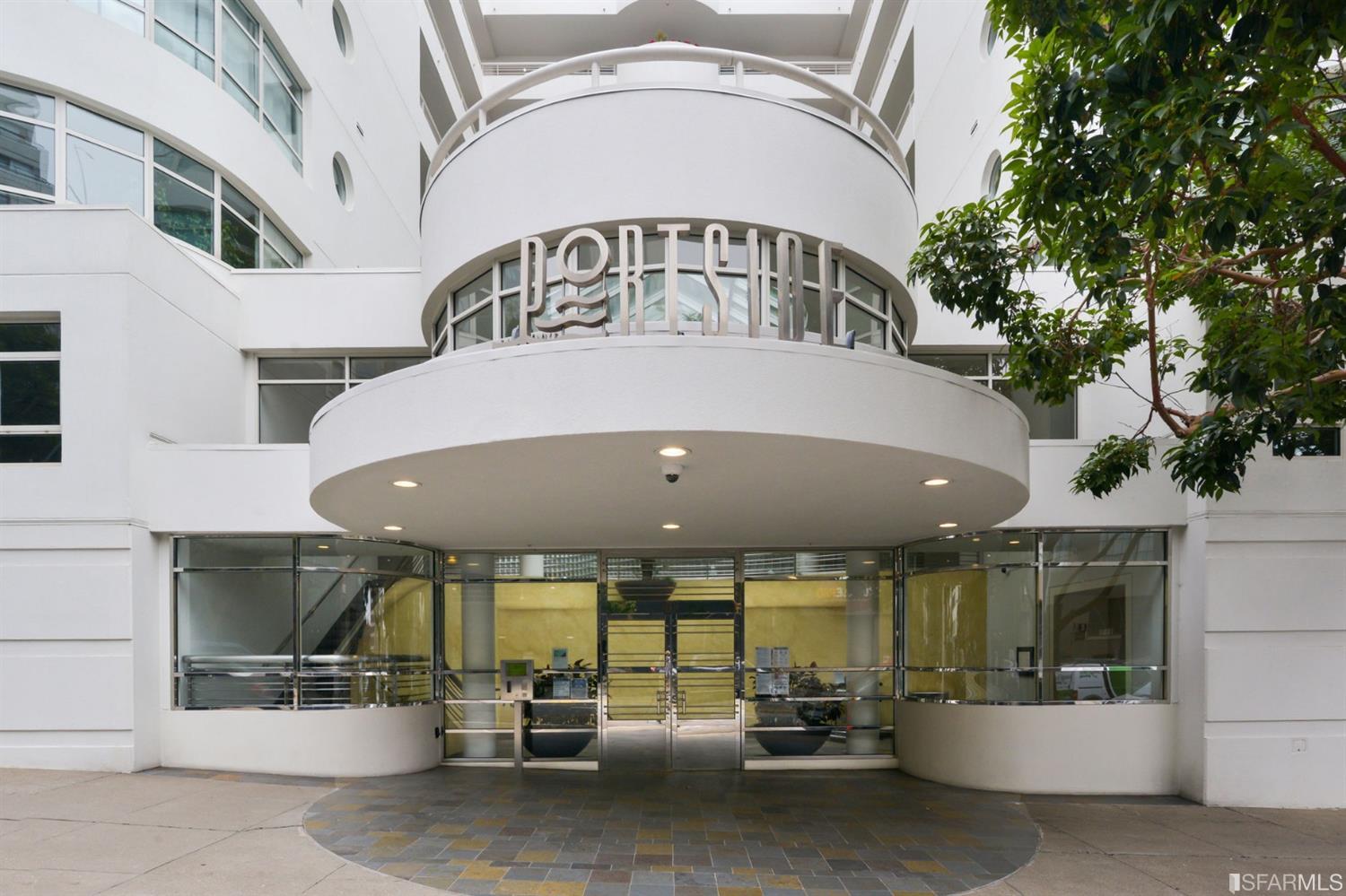 403 Main Street Unit: 516N