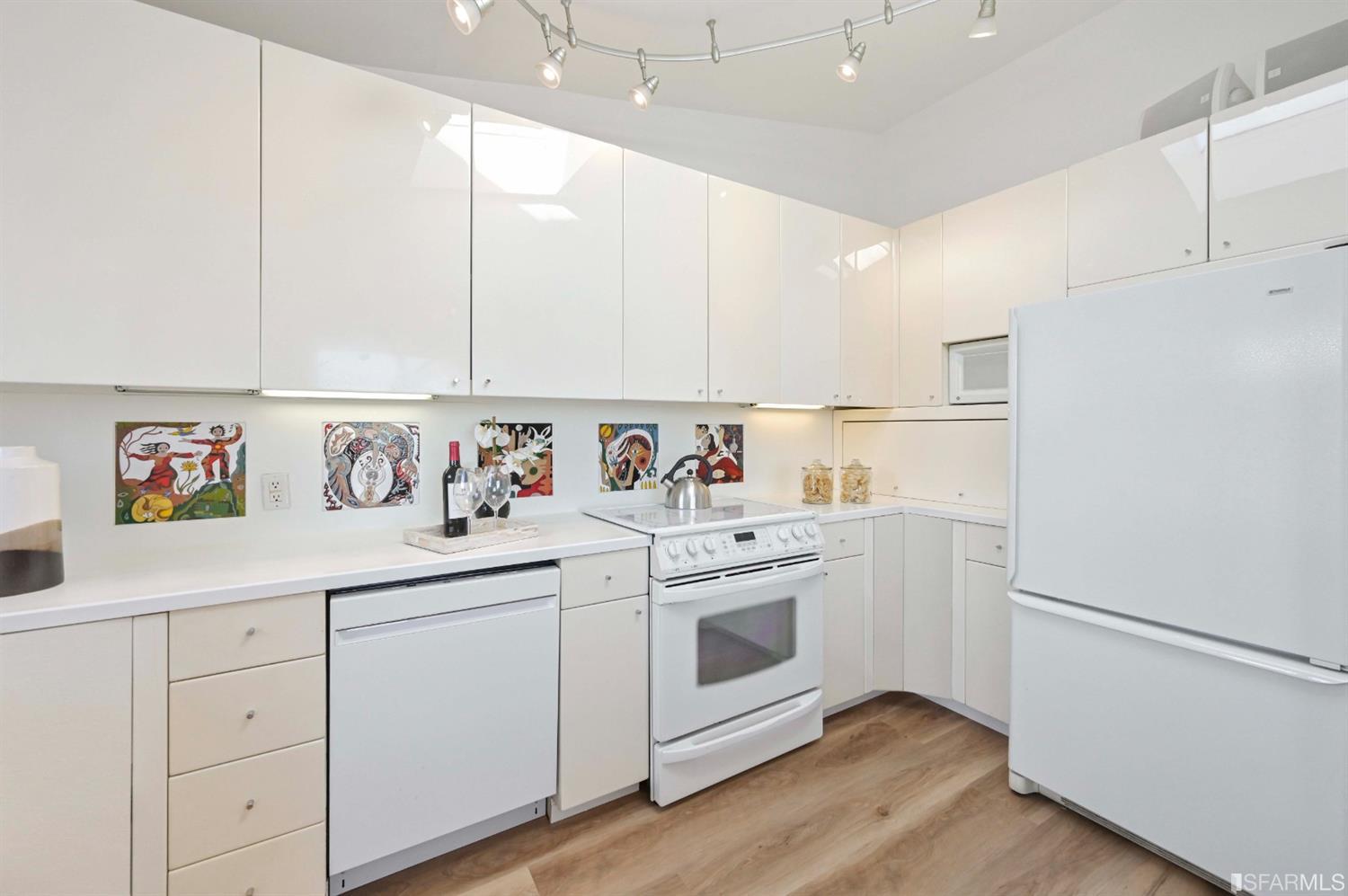 3620 Market Street Unit: 4