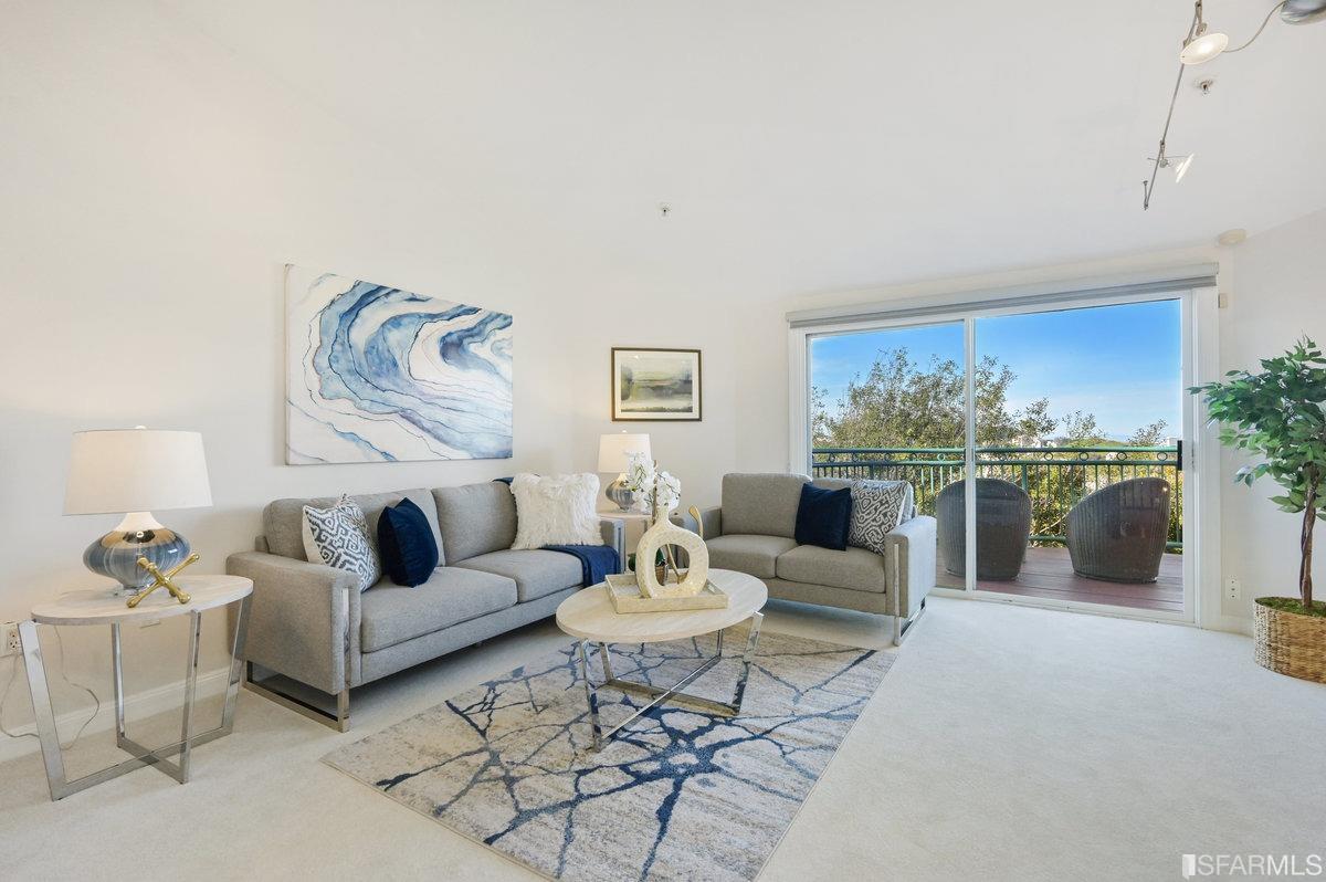 3620 Market Street Unit: 4