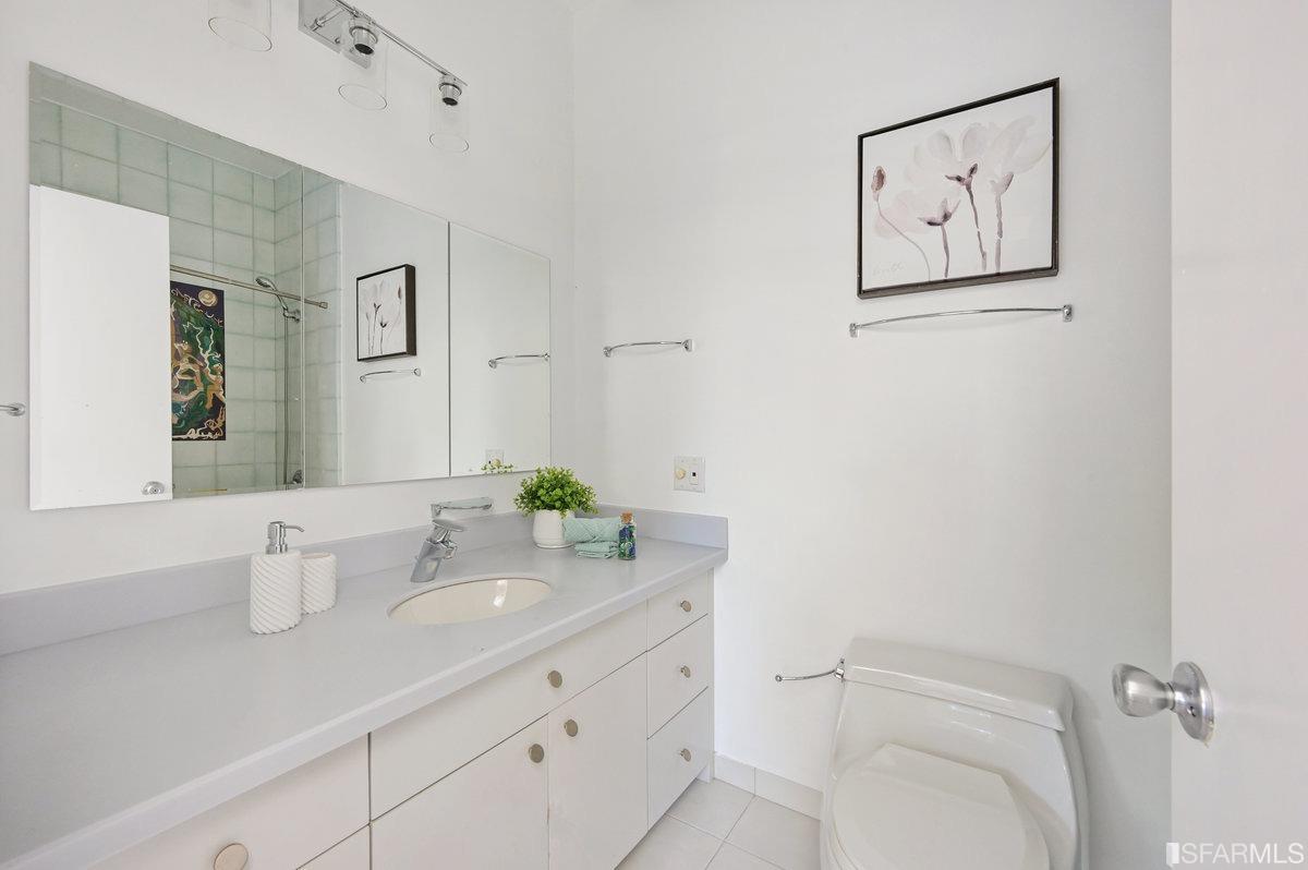 3620 Market Street Unit: 4
