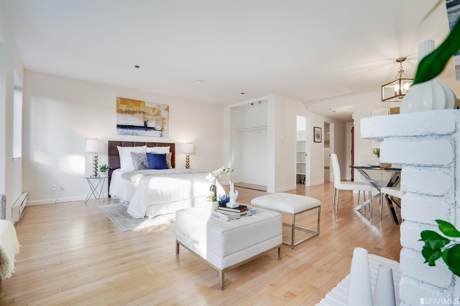 360 Guerrero Street Unit: 416