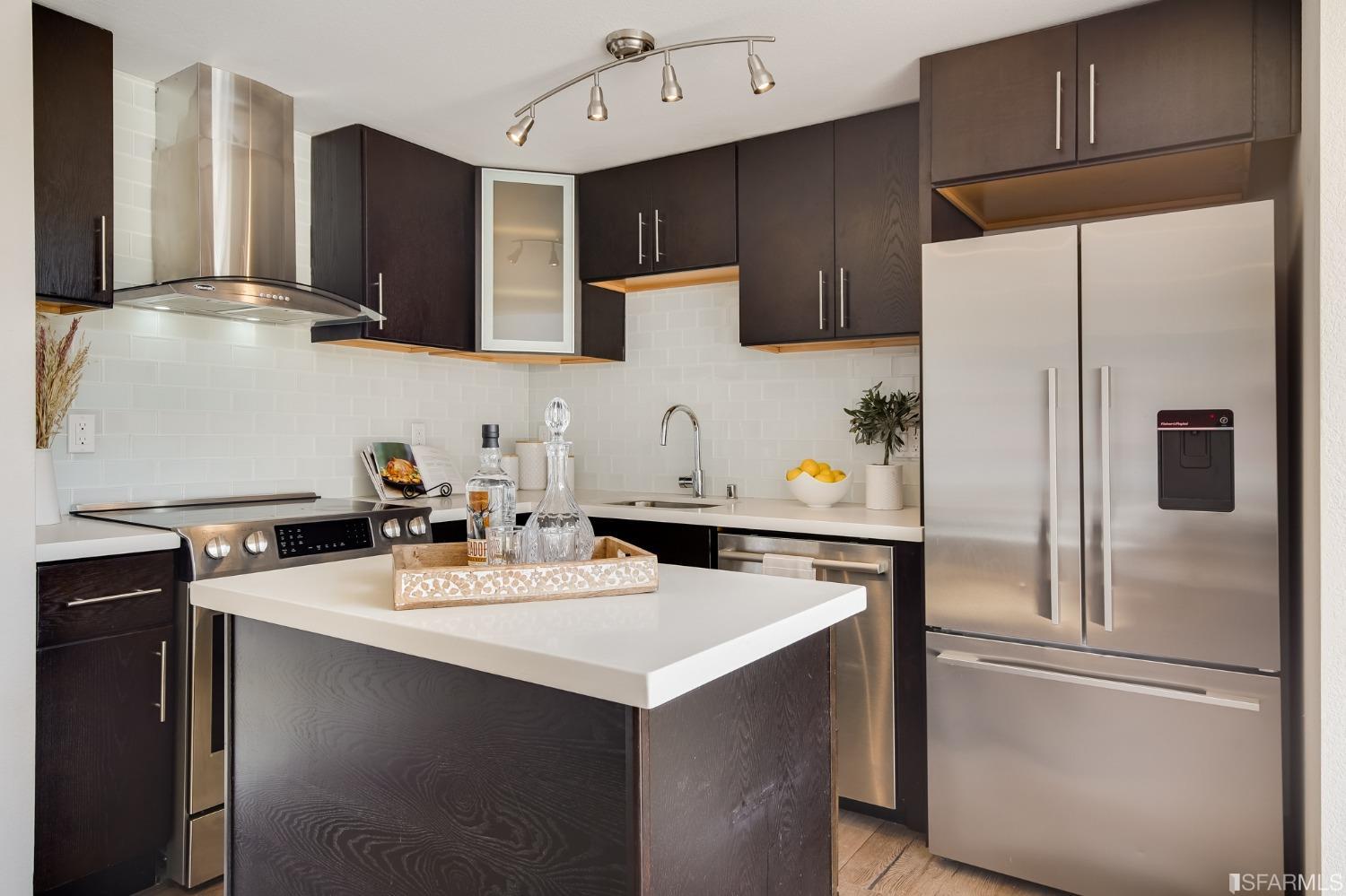 68 Mccoppin Street Unit: 9