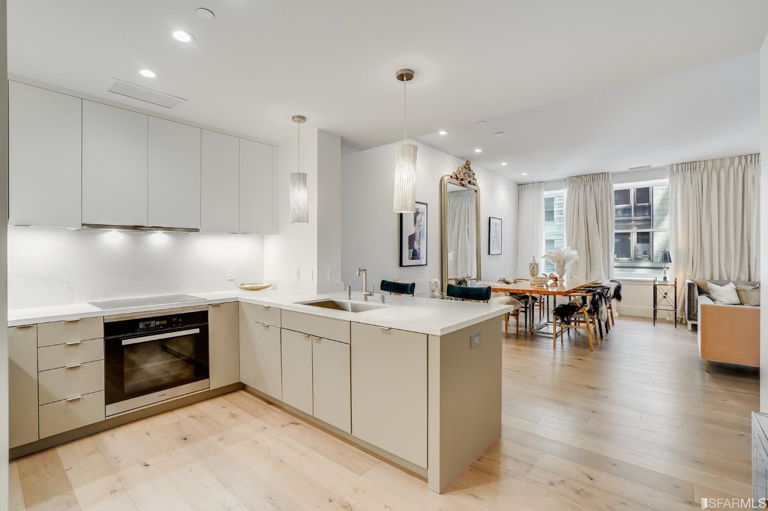 690 Market Street Unit: 201