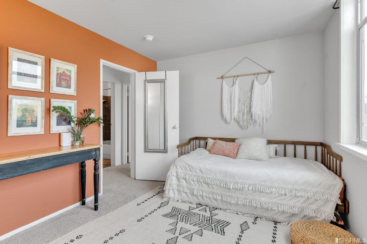 1420 Webster Street Unit: 6