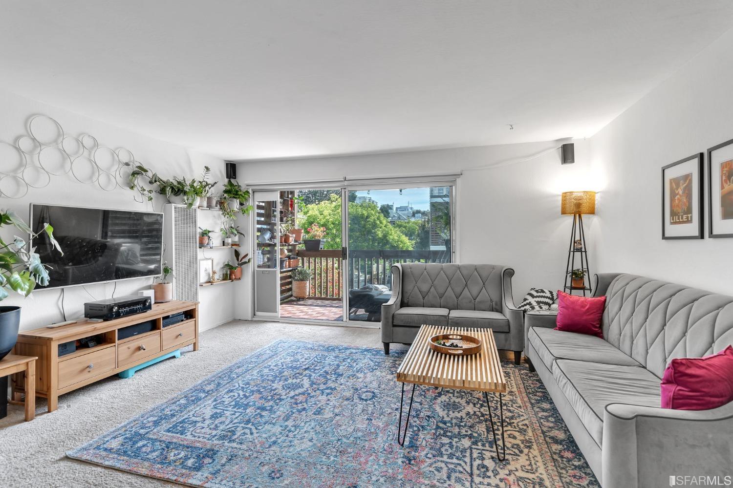 1420 Webster Street Unit: 6