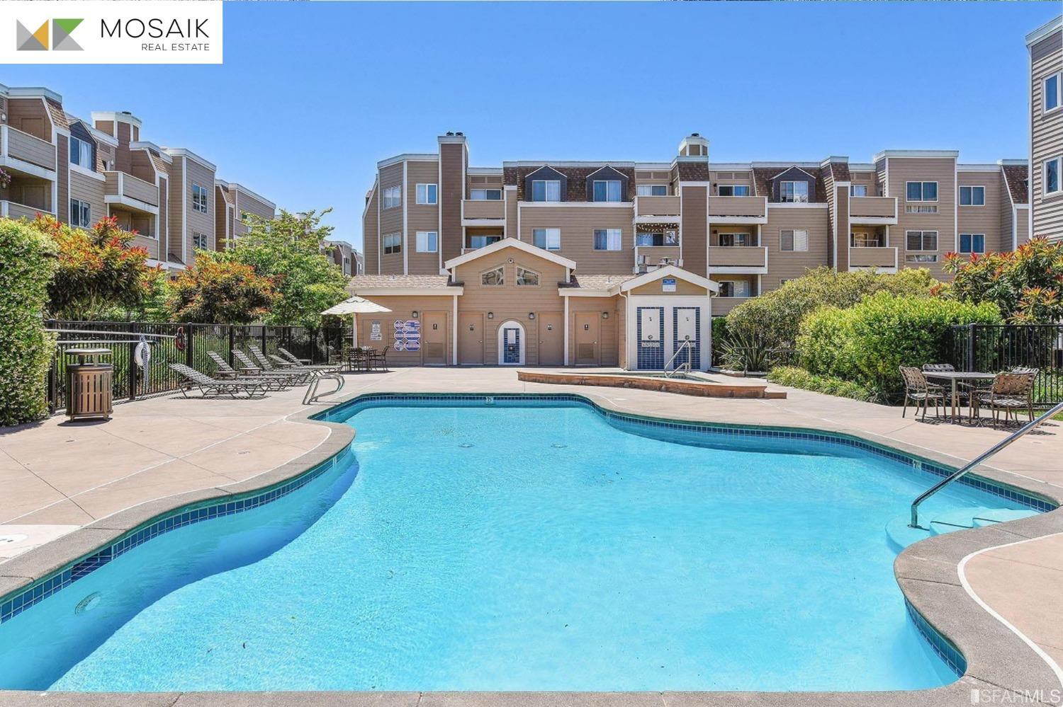 6400 Christie Avenue Unit: 2213